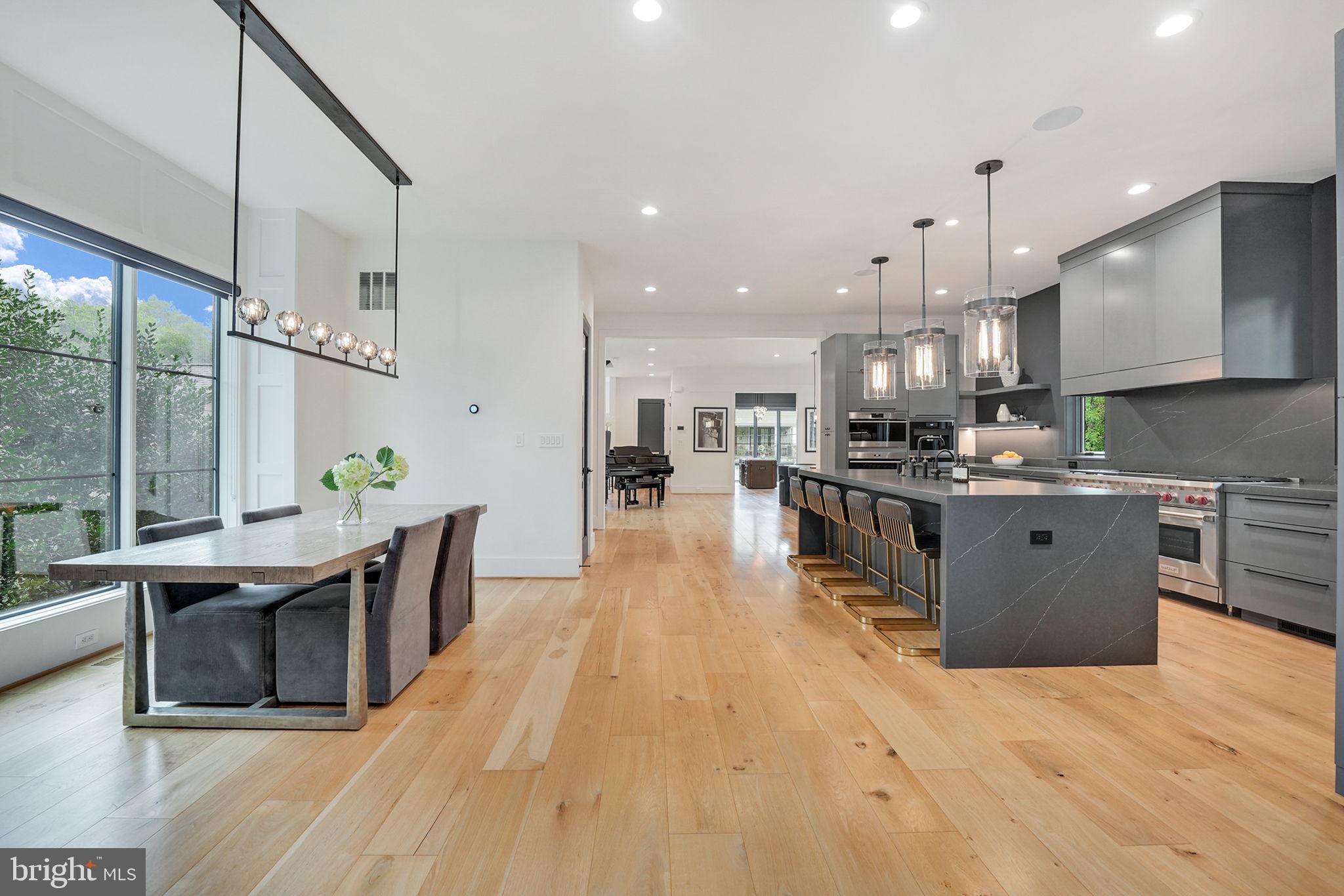 1452 BUENA VISTA AVENUE