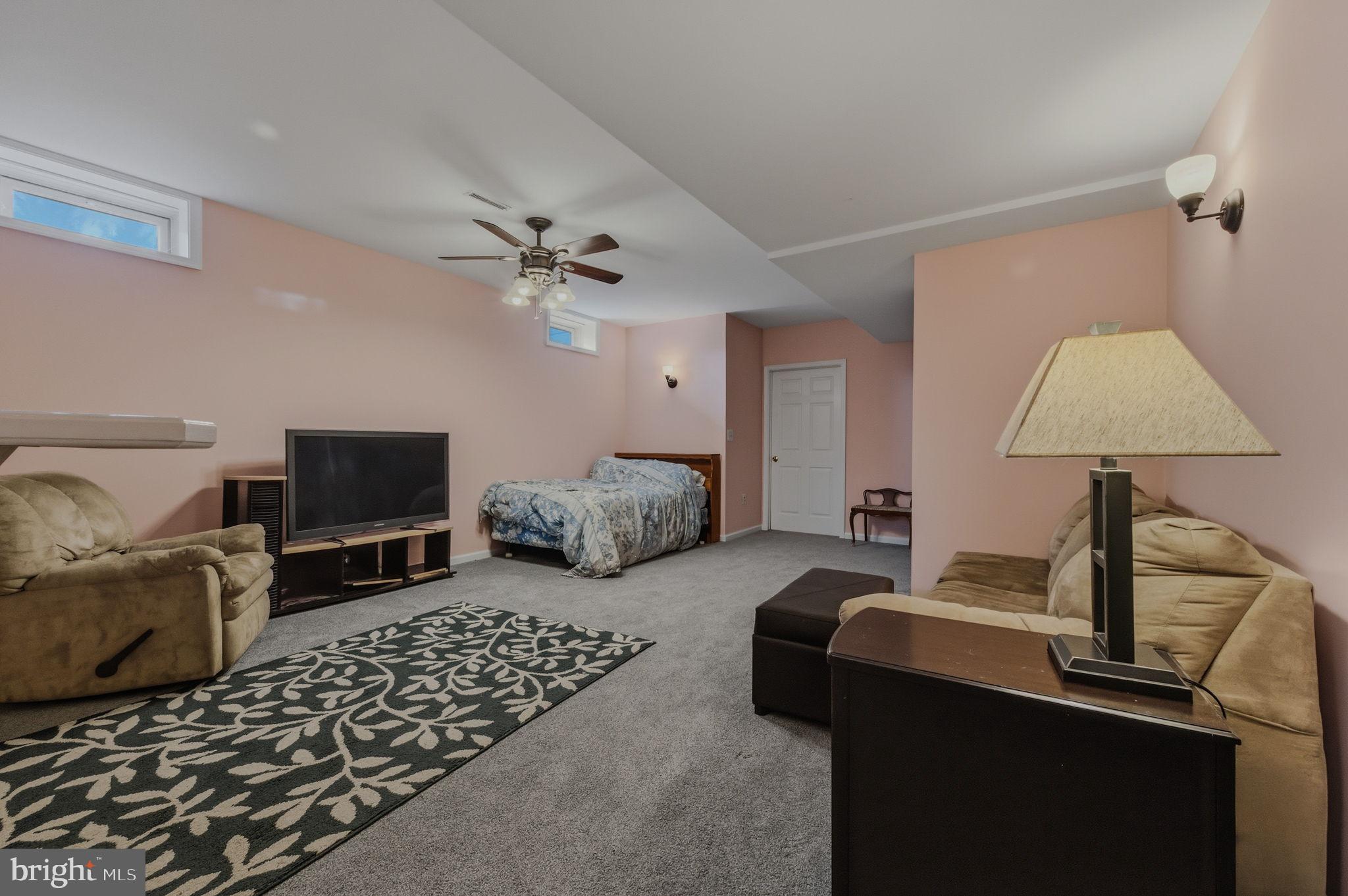 FARMINGTON - Residential