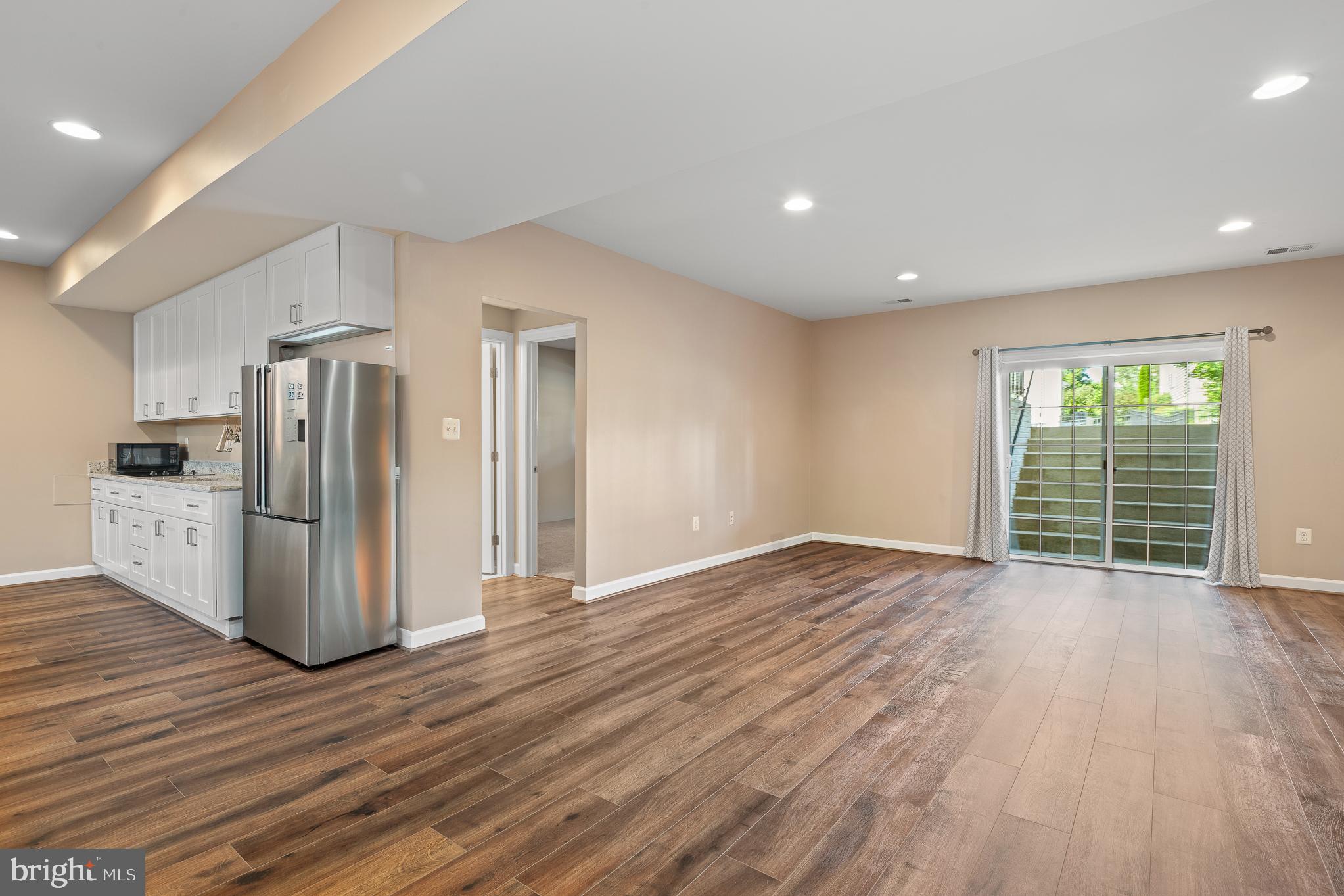 PORT POTOMAC - Residential