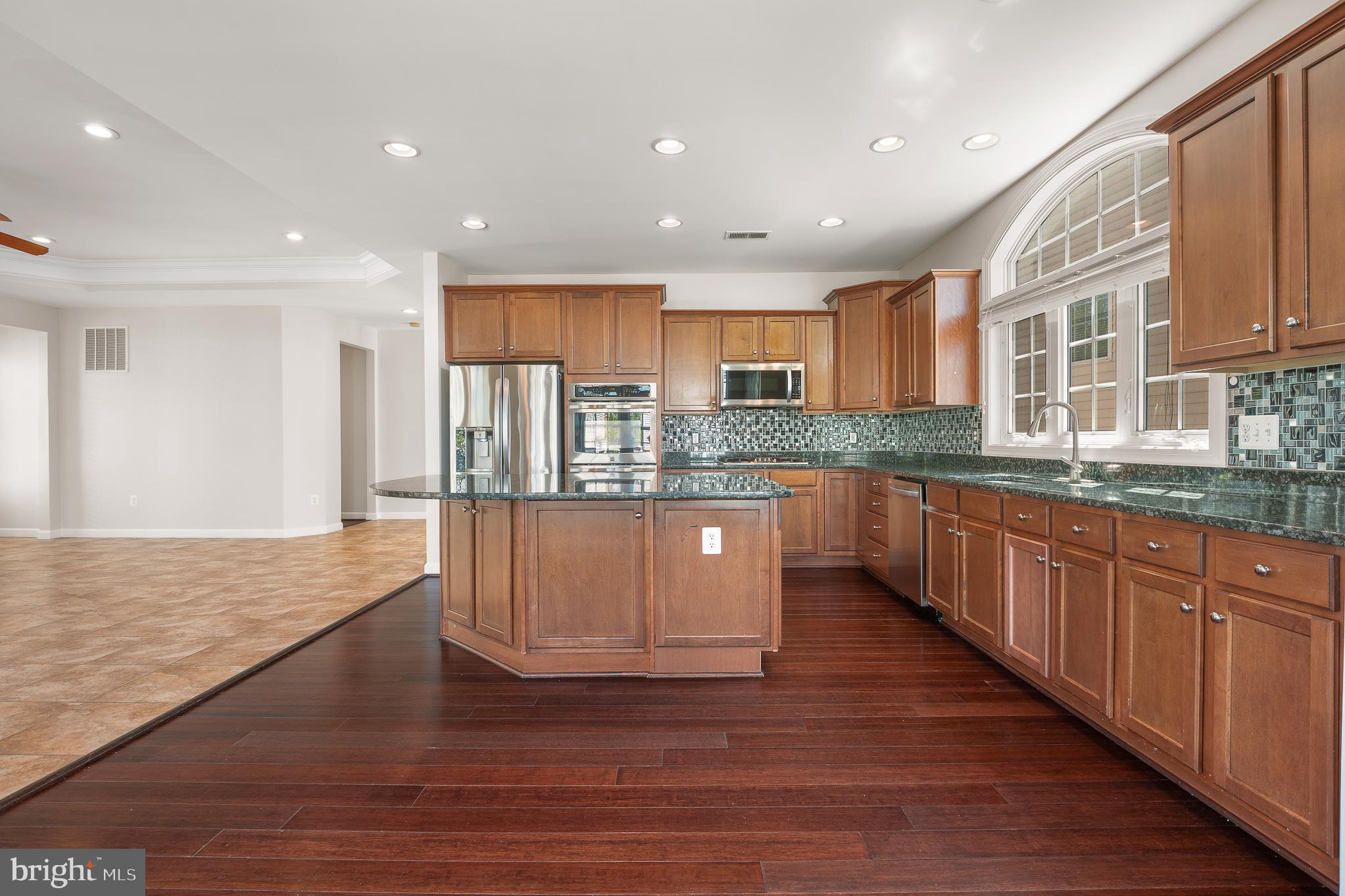 PORT POTOMAC - Residential