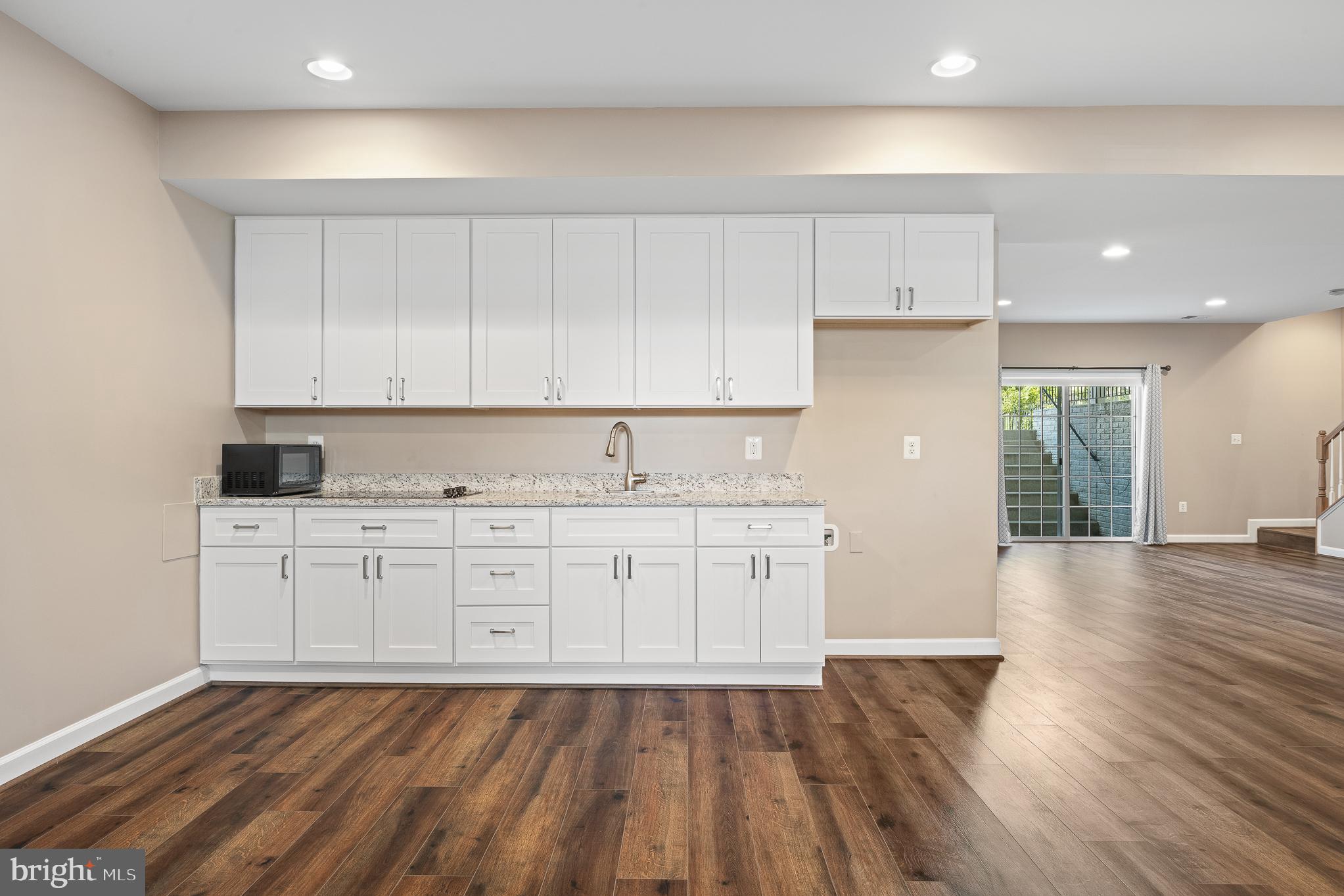 PORT POTOMAC - Residential