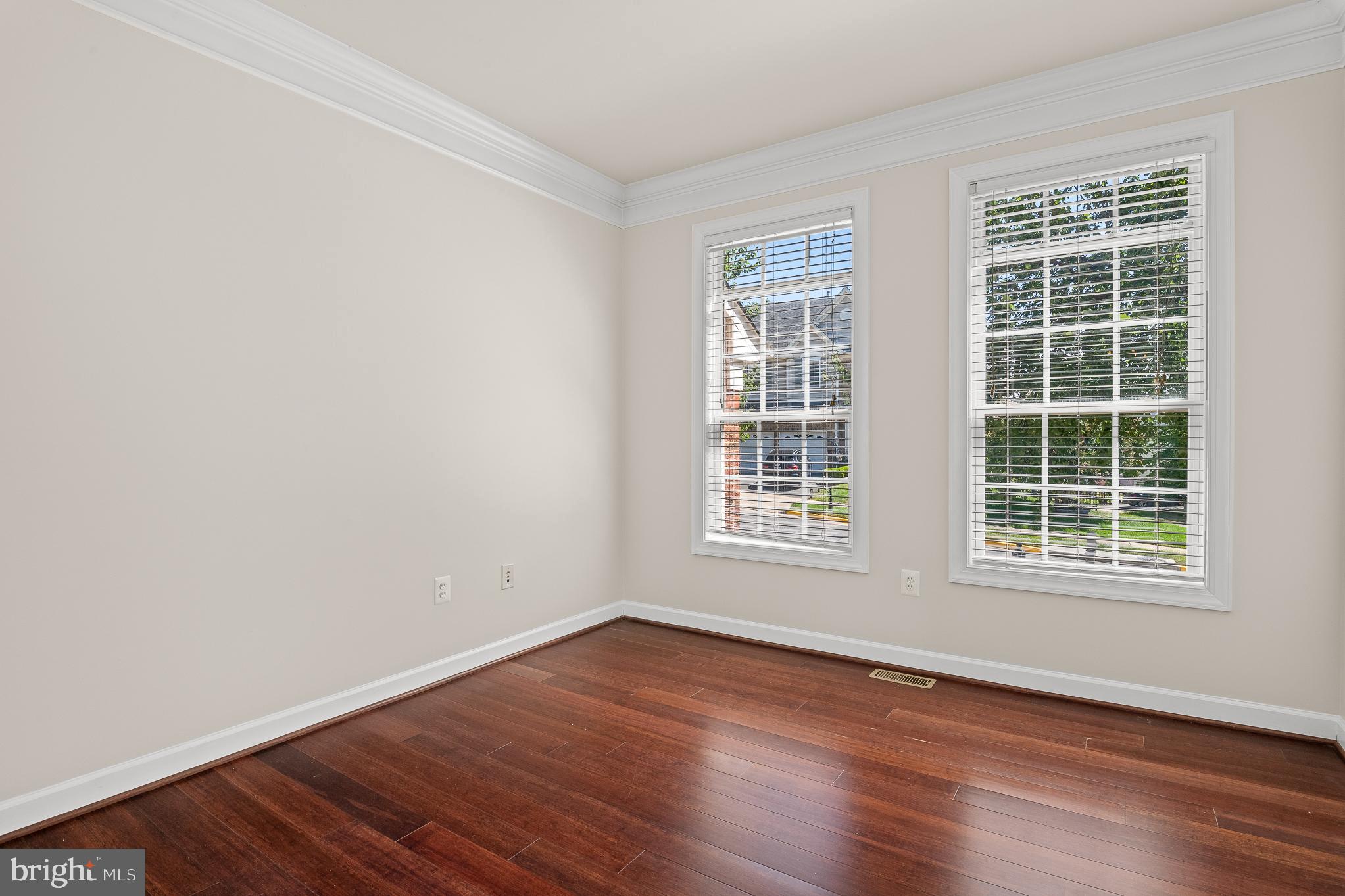 16862 REEF KNOT WAY