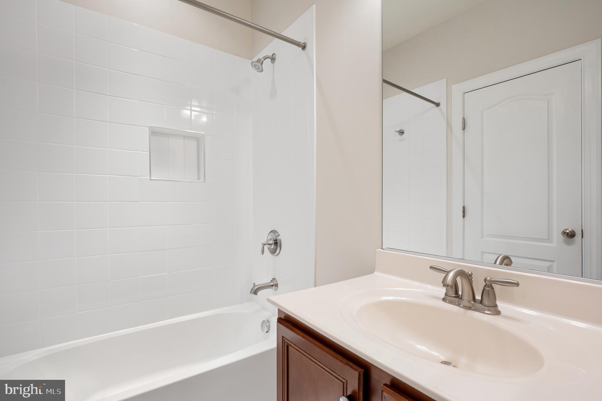 PORT POTOMAC - Residential