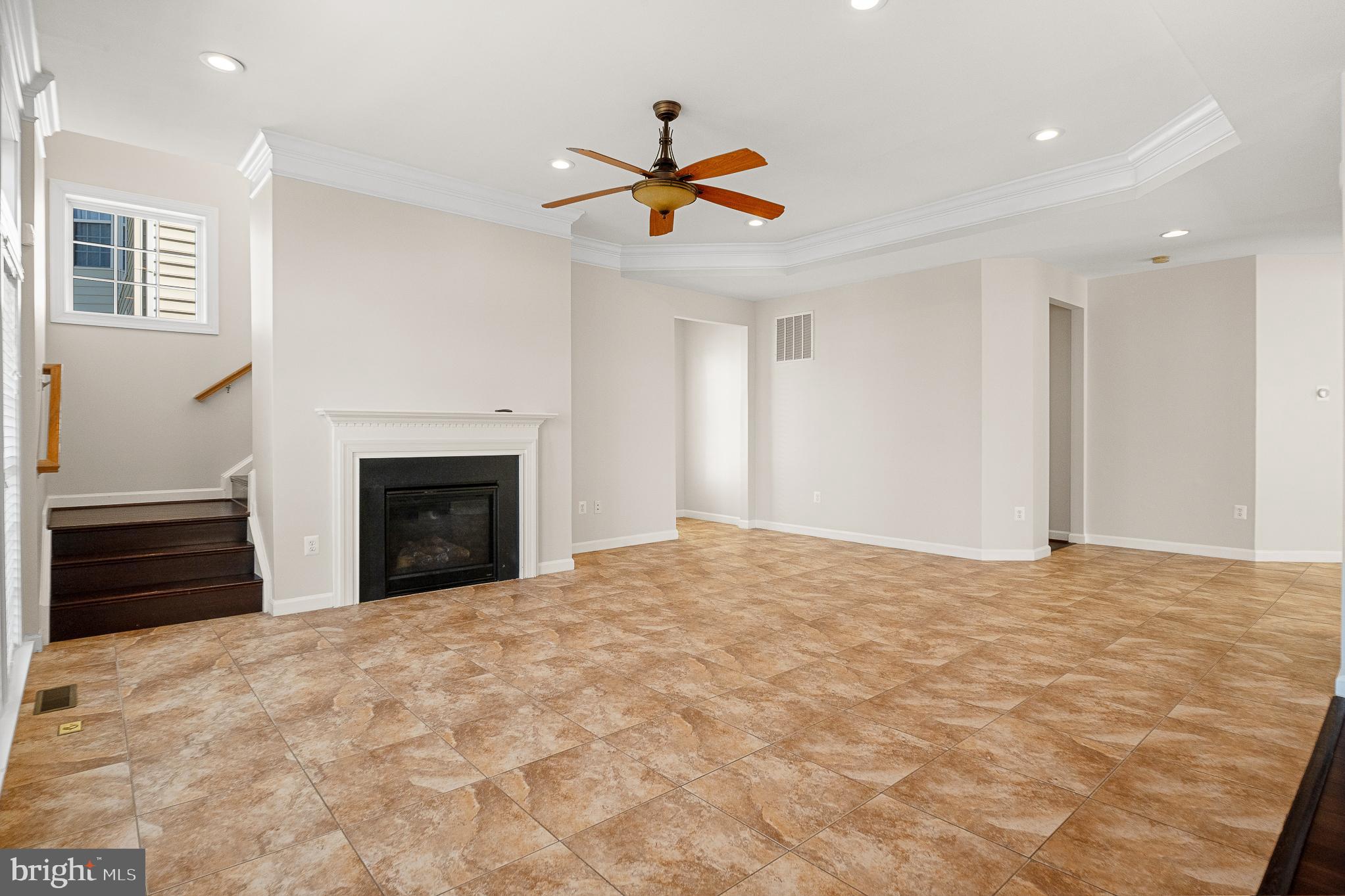 PORT POTOMAC - Residential