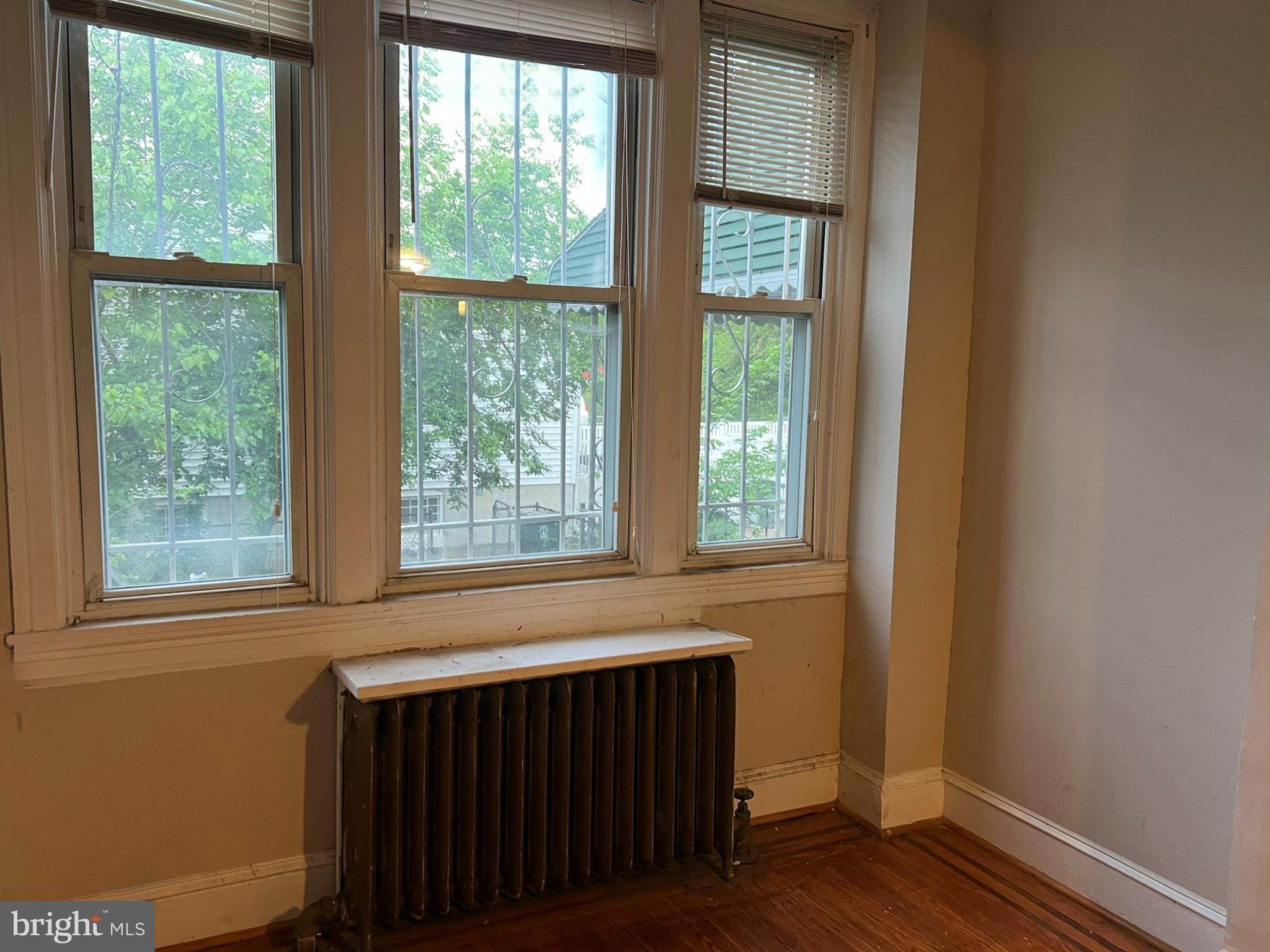 ROSEMONT - Residential