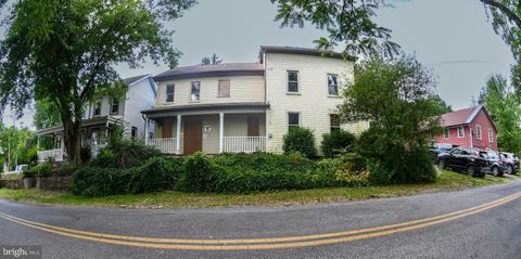 Photo of 25 Railroad Street, Denver, PA 17517 (MLS # PALA2053078)