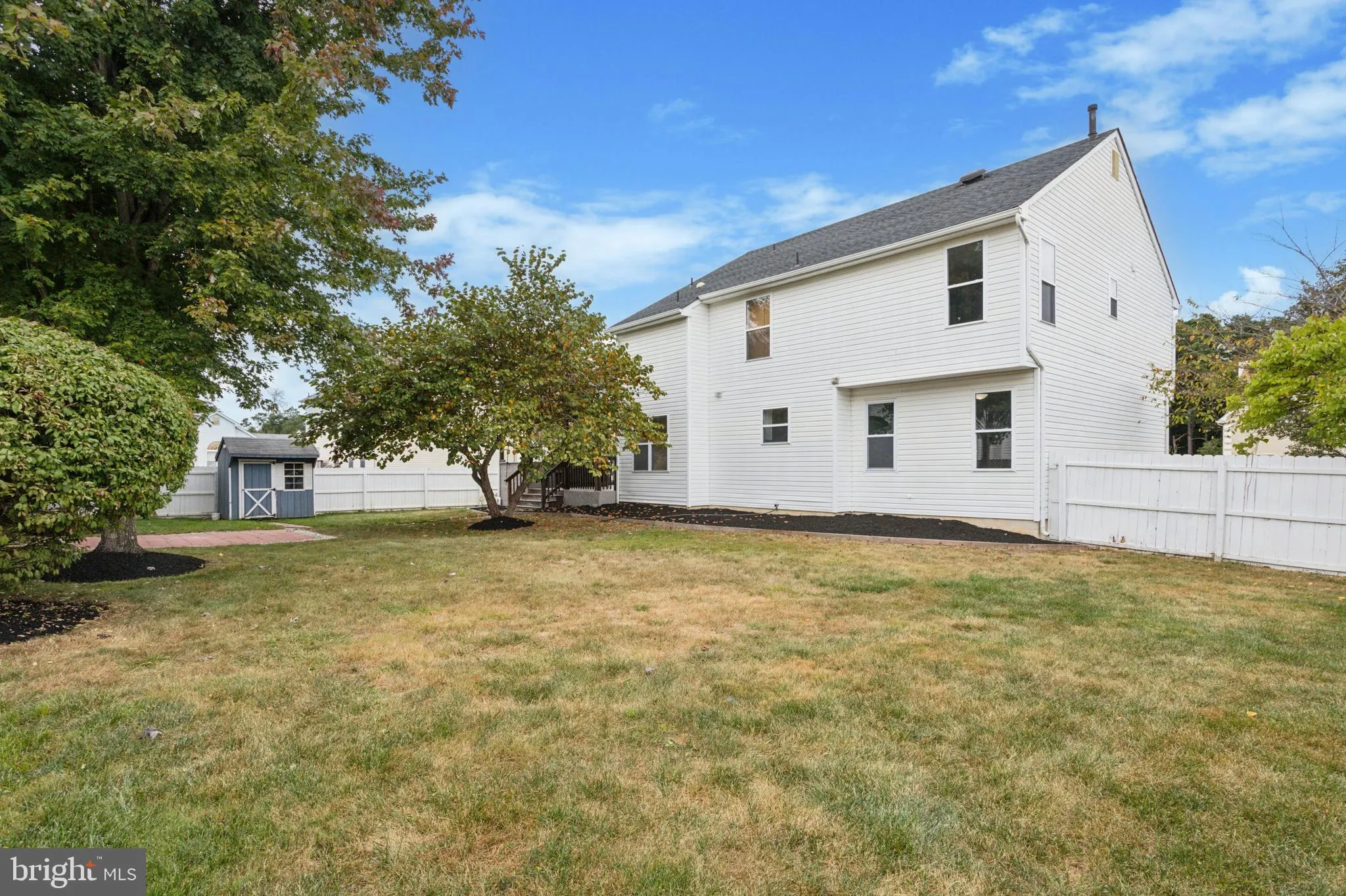 Sicklerville, New Jersey 08081, United States, 3 Bedrooms Bedrooms, ,3 BathroomsBathrooms,Residential,Pending,80231