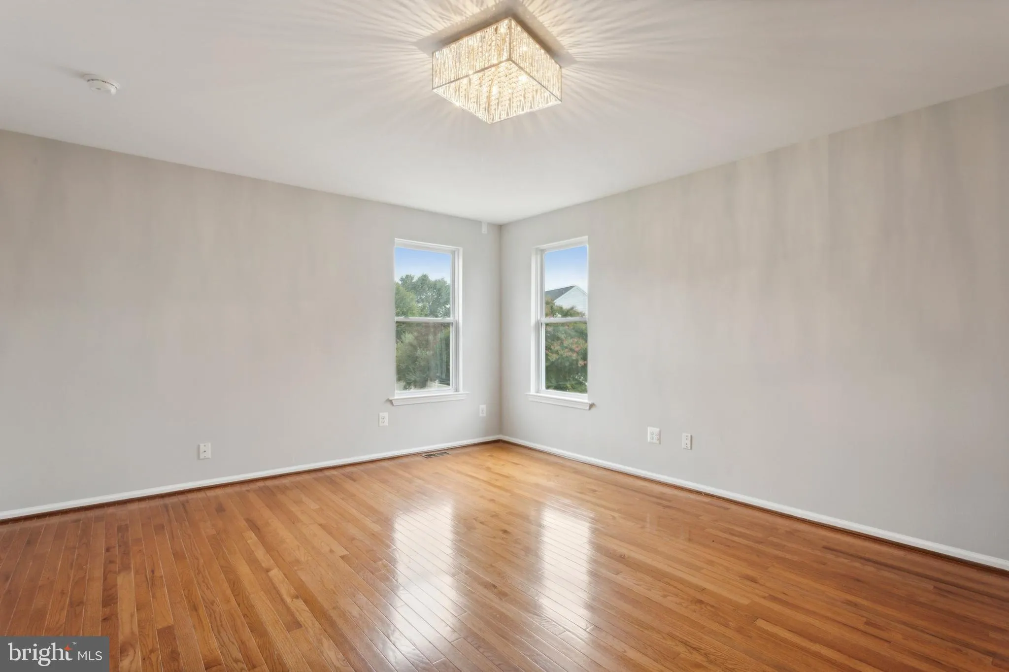 Sicklerville, New Jersey 08081, United States, 3 Bedrooms Bedrooms, ,3 BathroomsBathrooms,Residential,Pending,80231