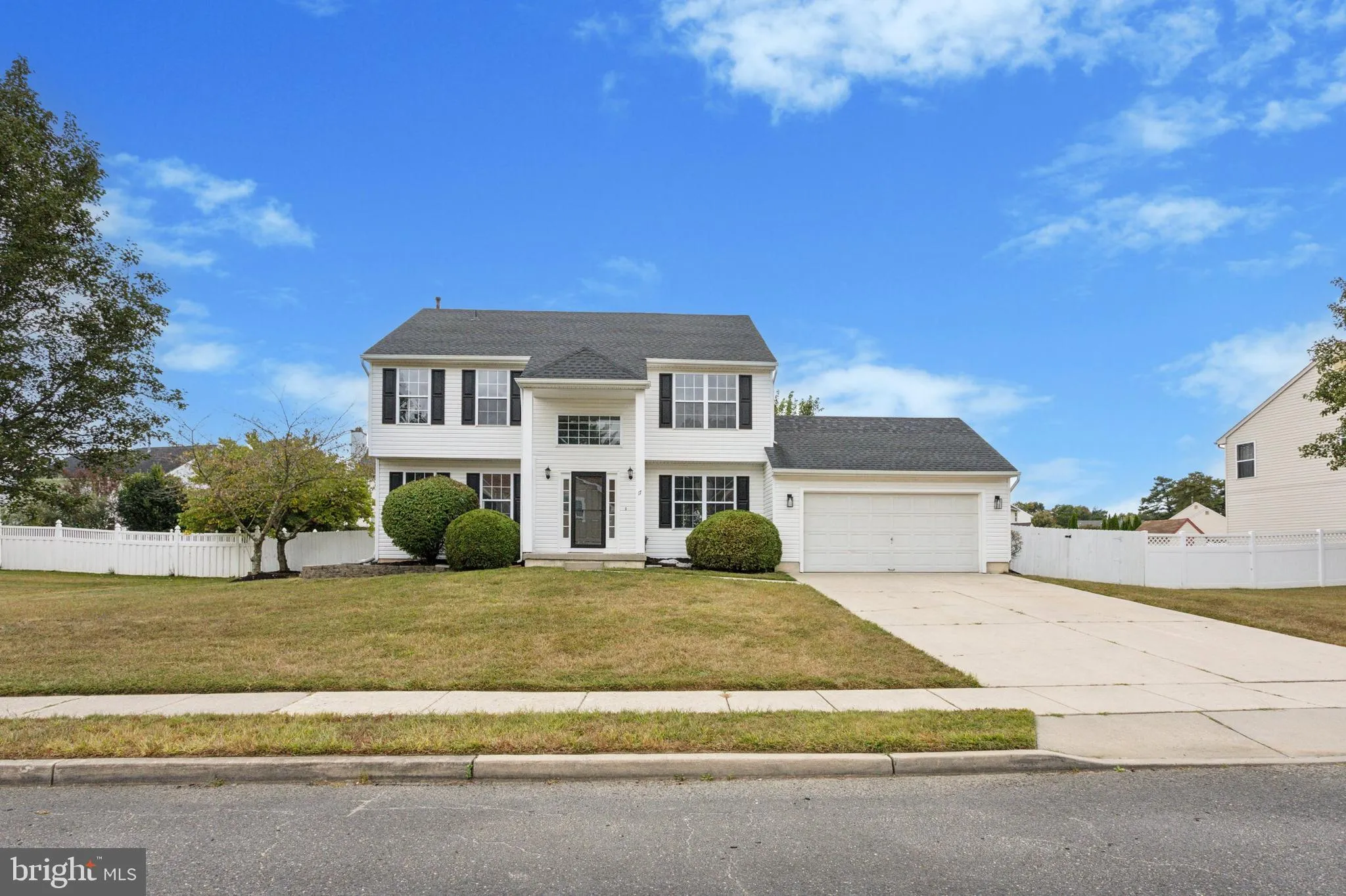 Sicklerville, New Jersey 08081, United States, 3 Bedrooms Bedrooms, ,3 BathroomsBathrooms,Residential,Pending,80231