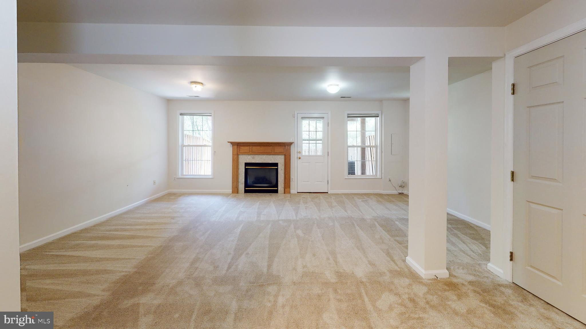 POTOMAC LAKES - Residential