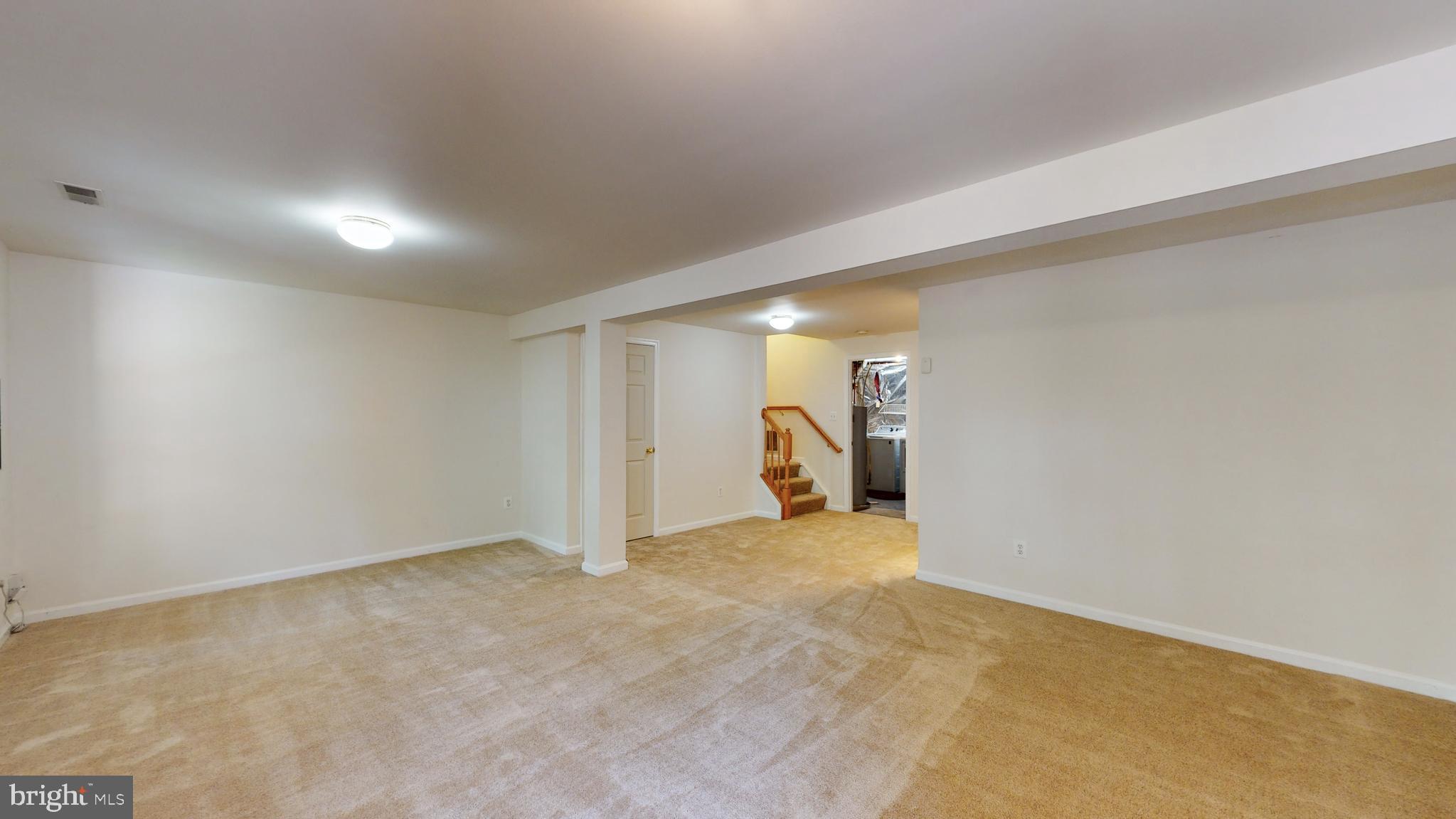 POTOMAC LAKES - Residential