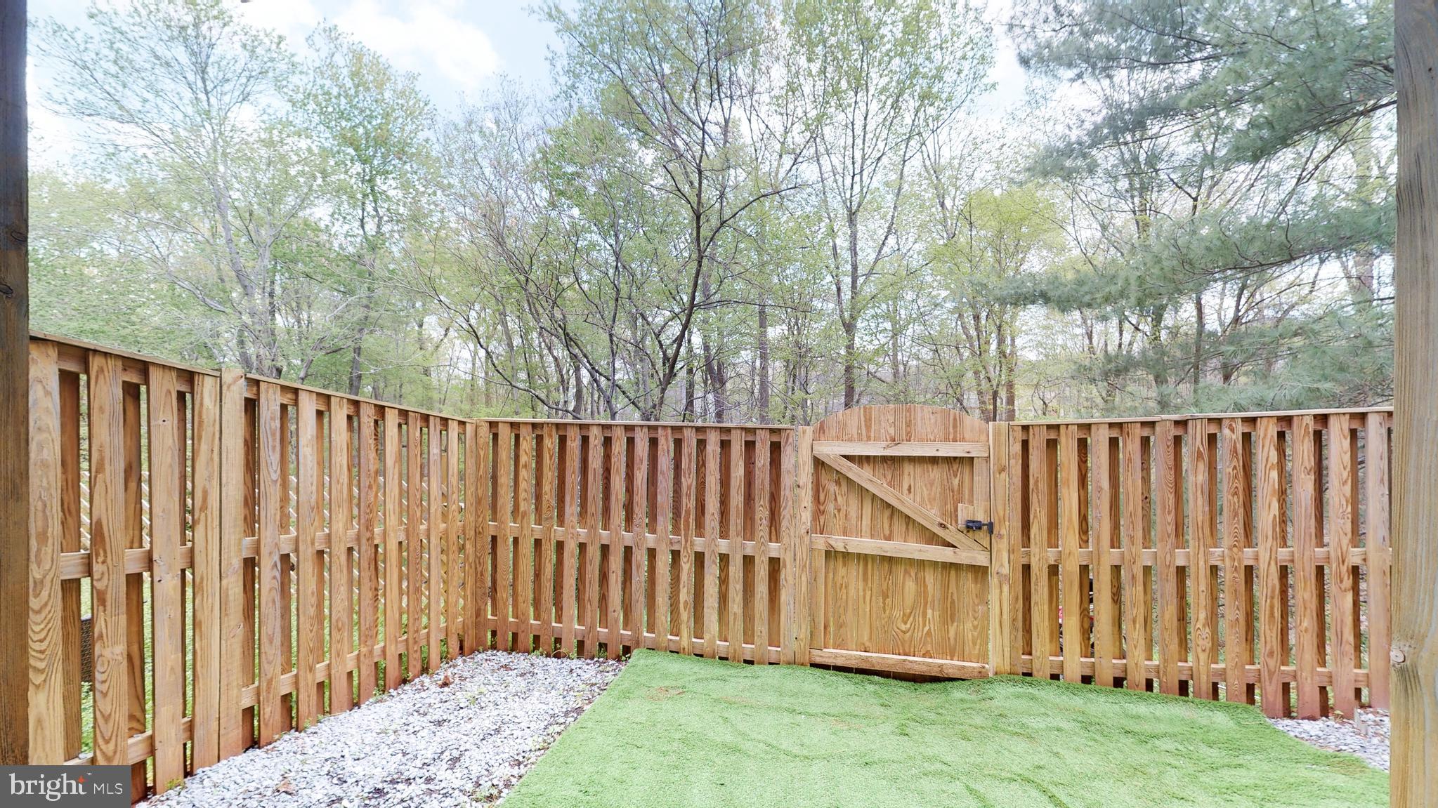 POTOMAC LAKES - Residential