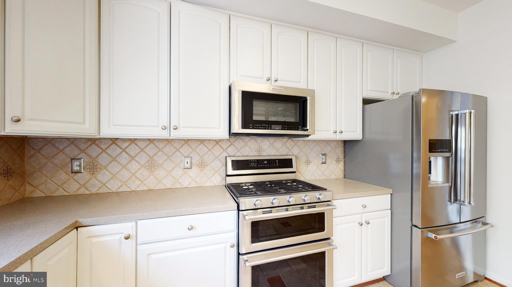 POTOMAC LAKES - Residential