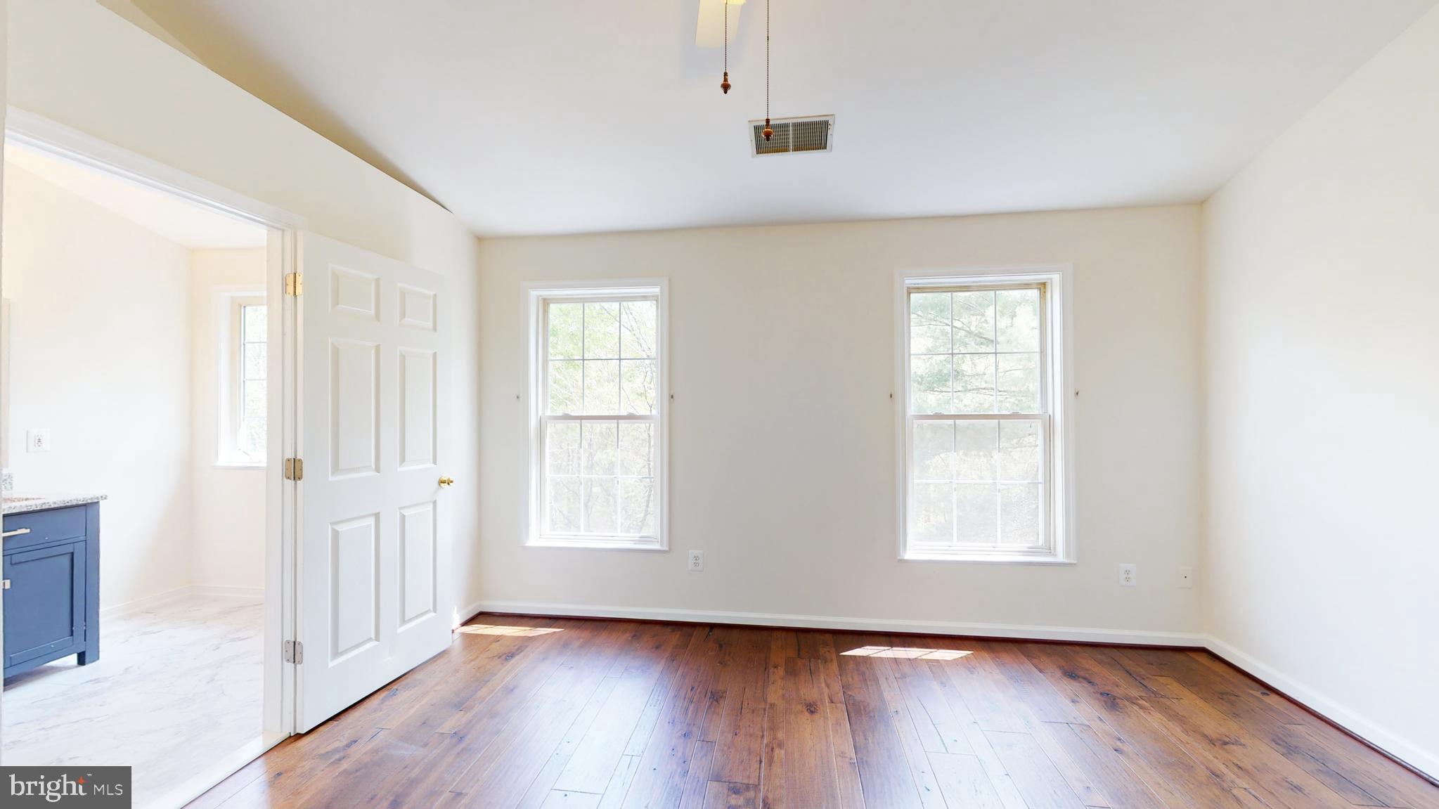 POTOMAC LAKES - Residential