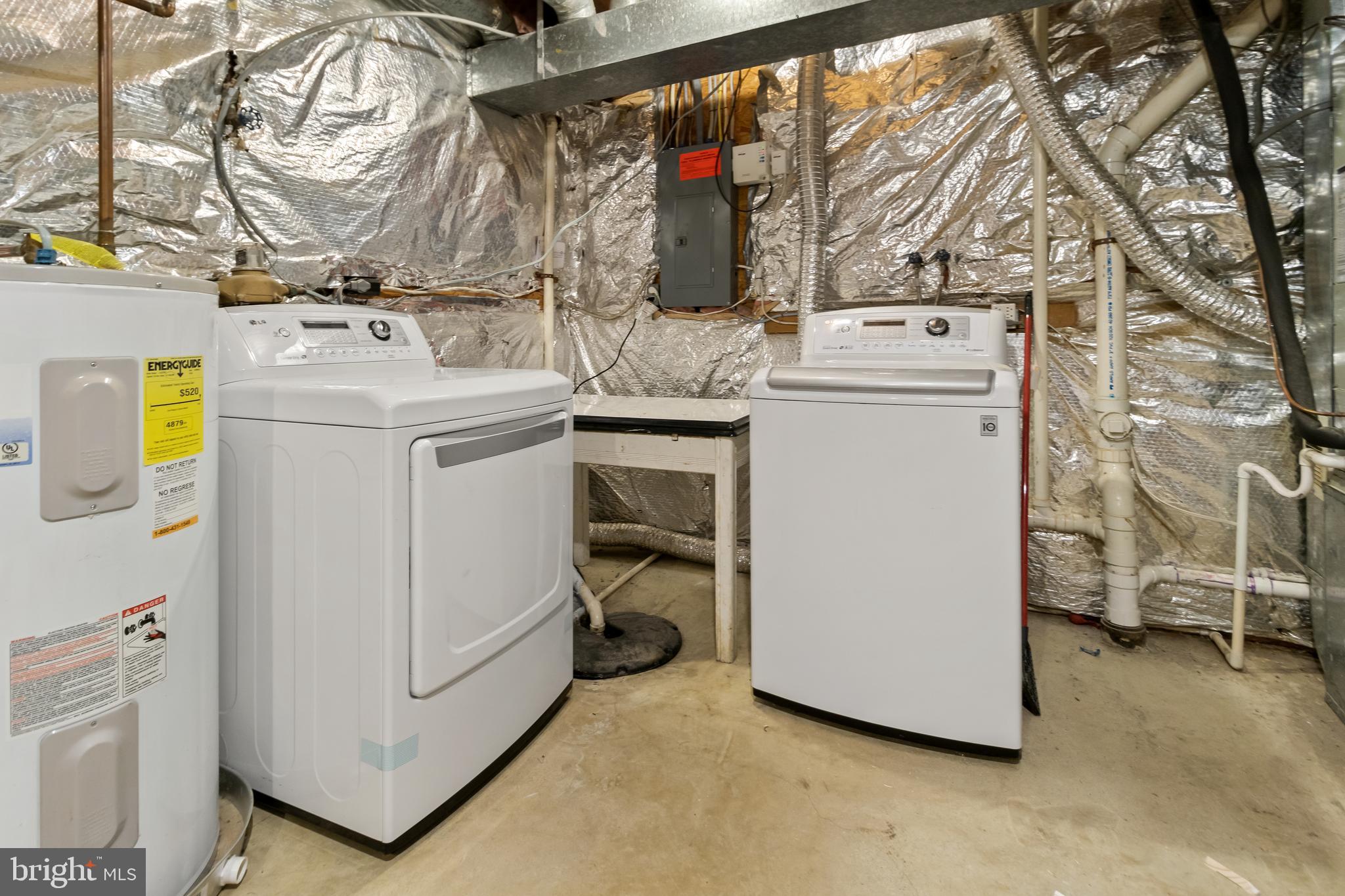 PRINCETON SQUARE PLAT FO - Residential Lease