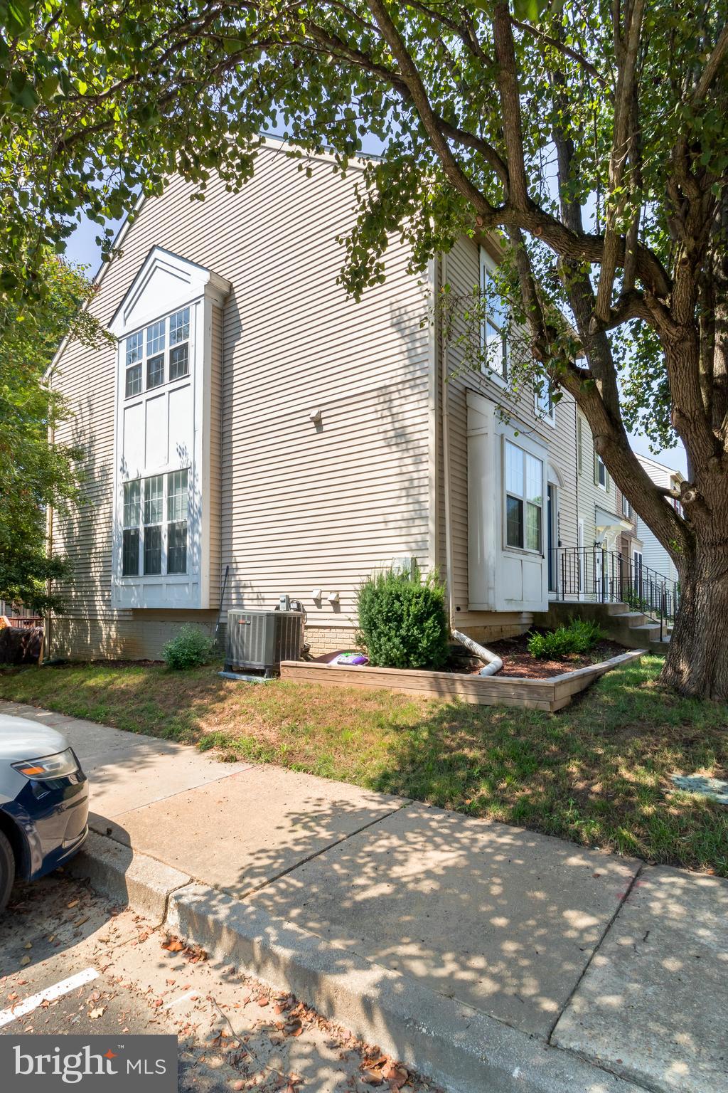 PRINCETON SQUARE PLAT FO - Residential Lease