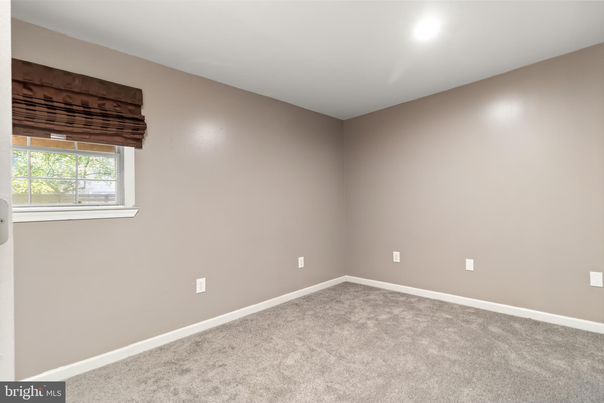 PRINCETON SQUARE PLAT FO - Residential Lease