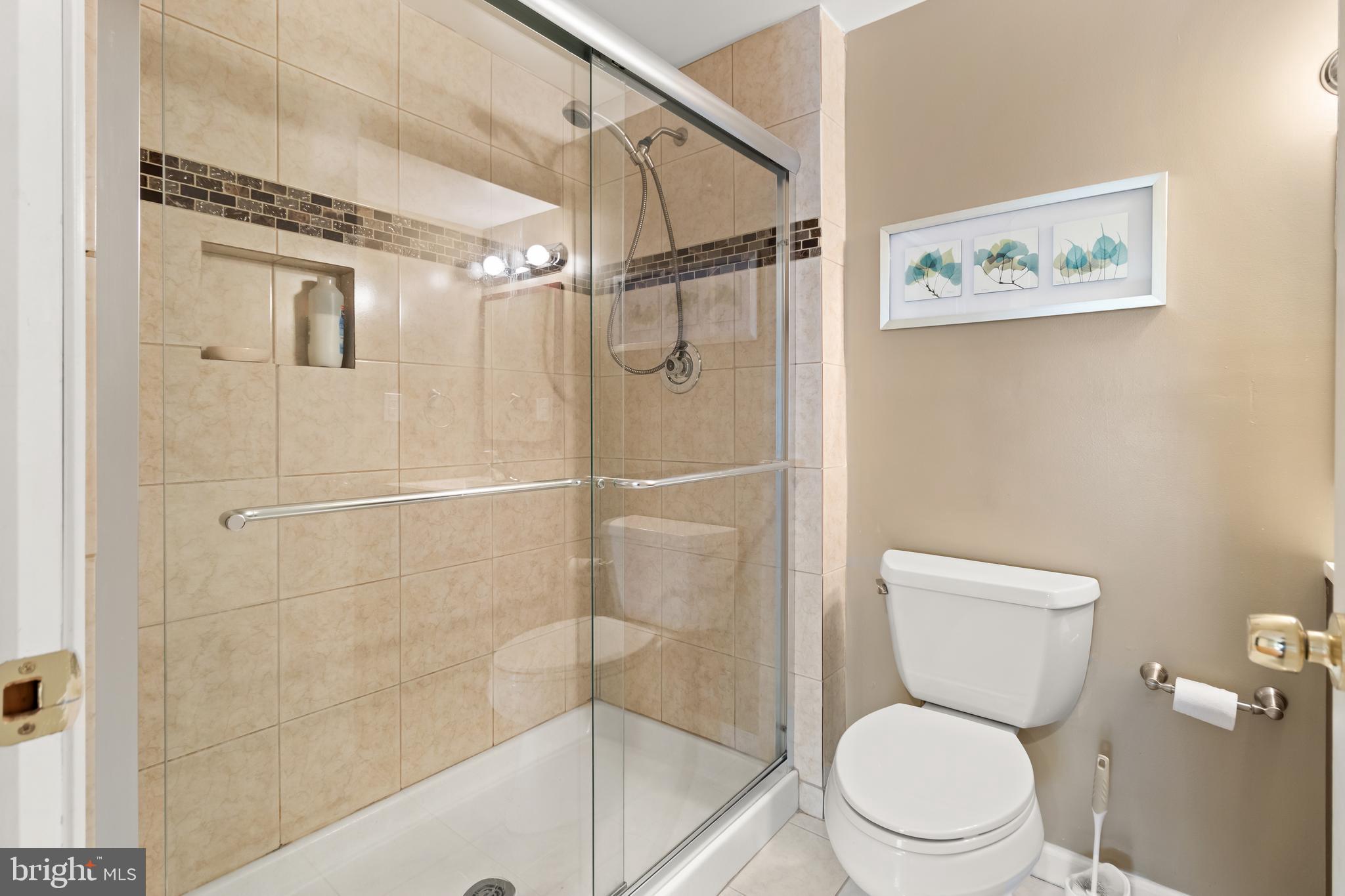 PRINCETON SQUARE PLAT FO - Residential Lease