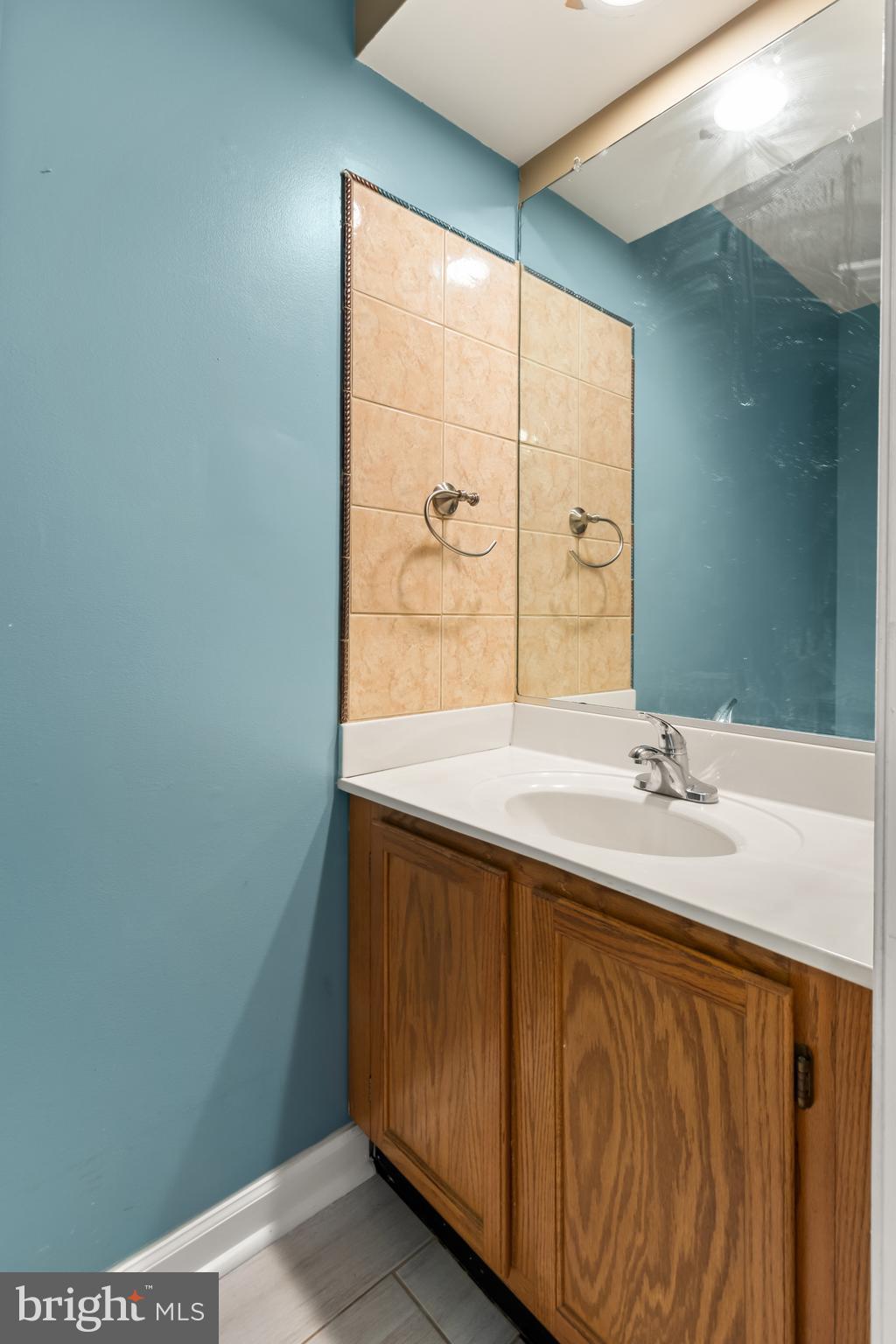 PRINCETON SQUARE PLAT FO - Residential Lease