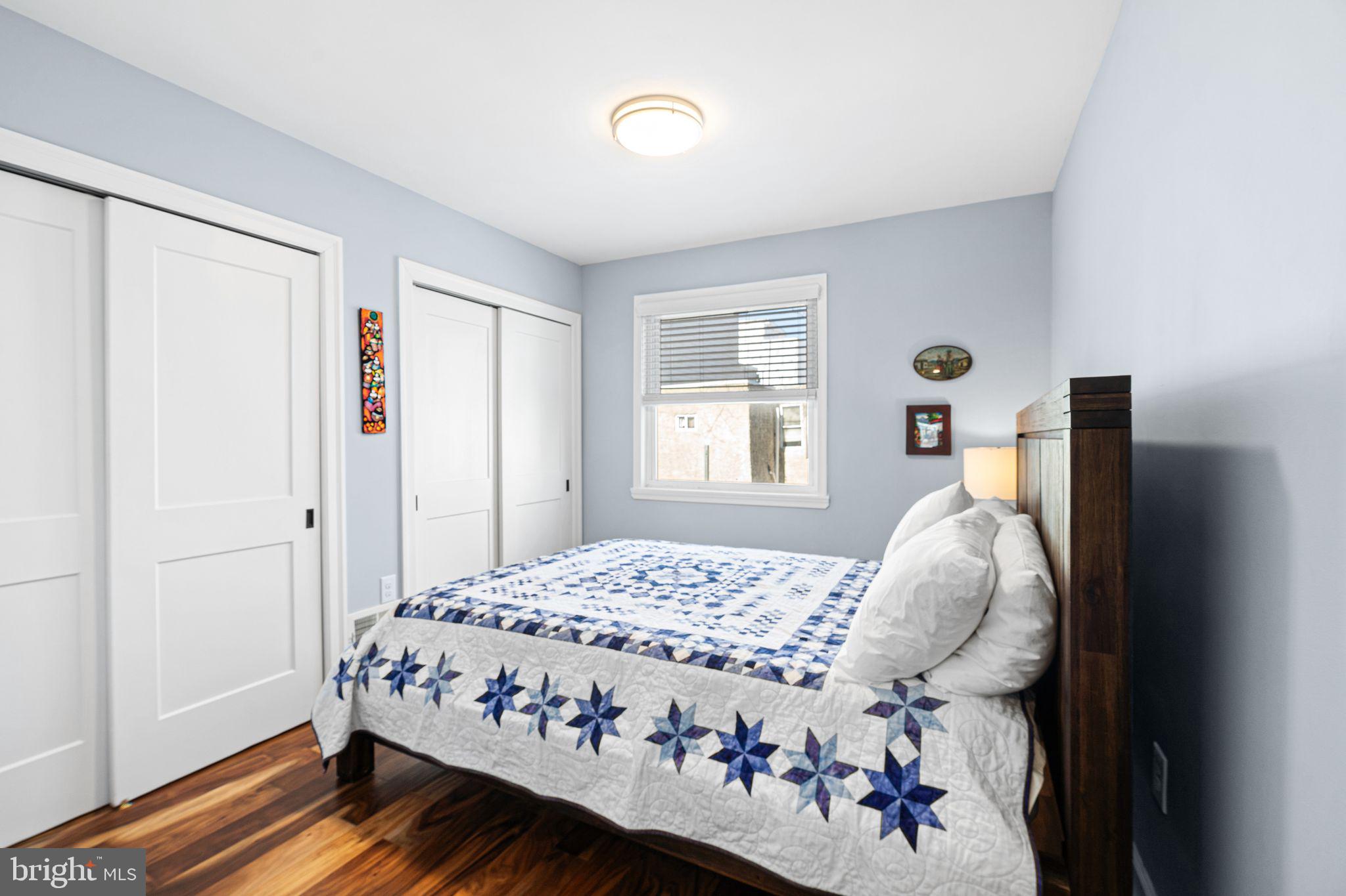 POINT BREEZE - Residential