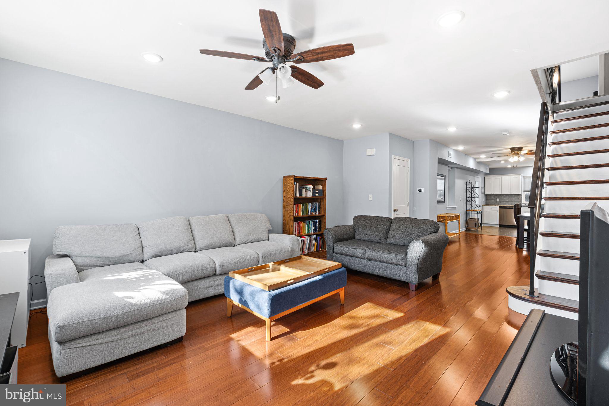 POINT BREEZE - Residential