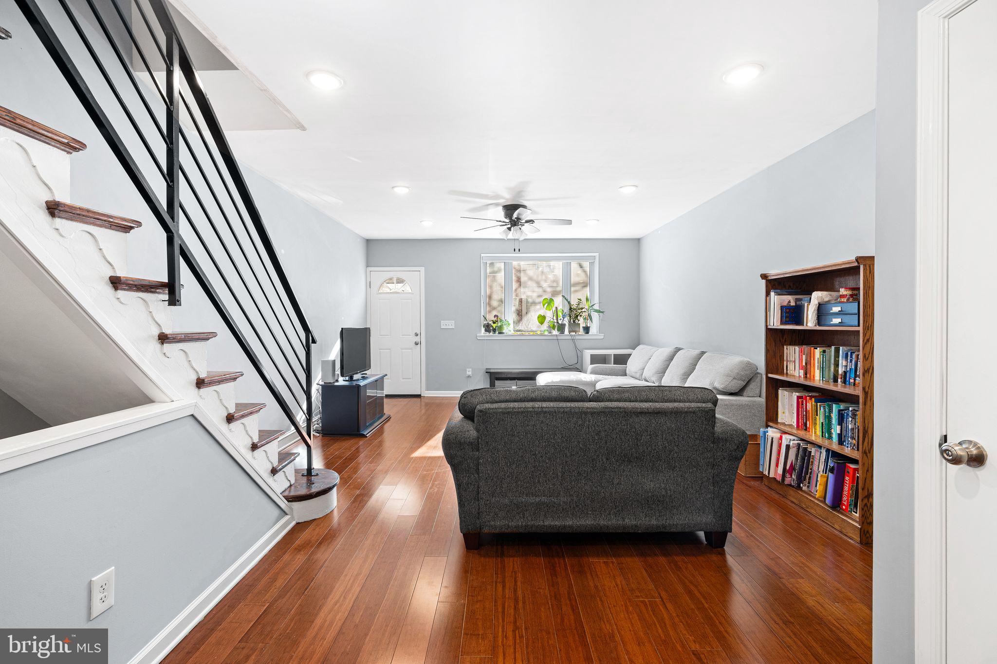 POINT BREEZE - Residential