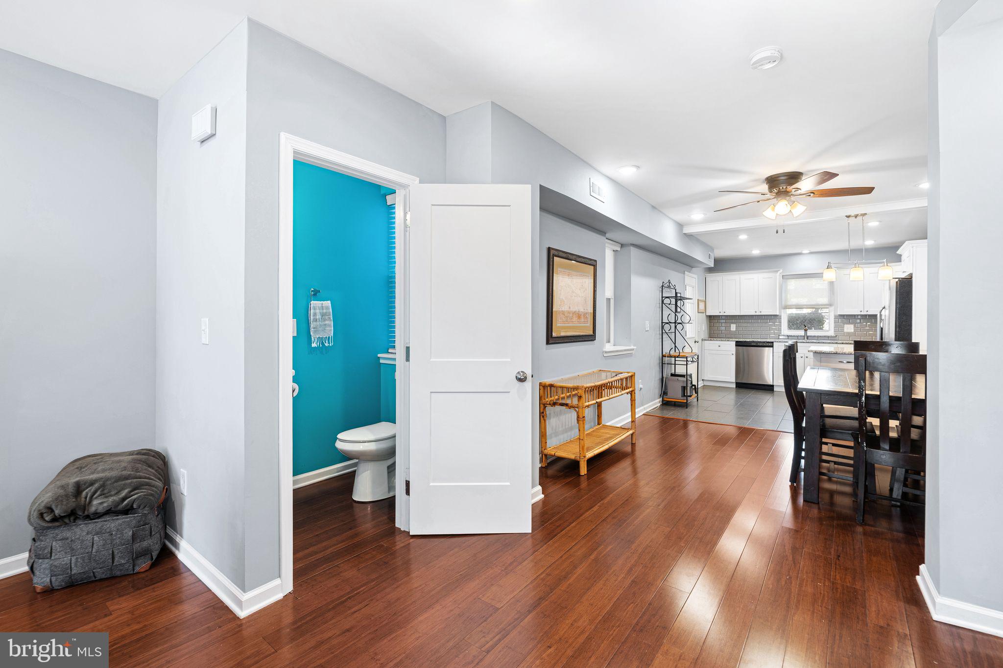 2023 DICKINSON STREET