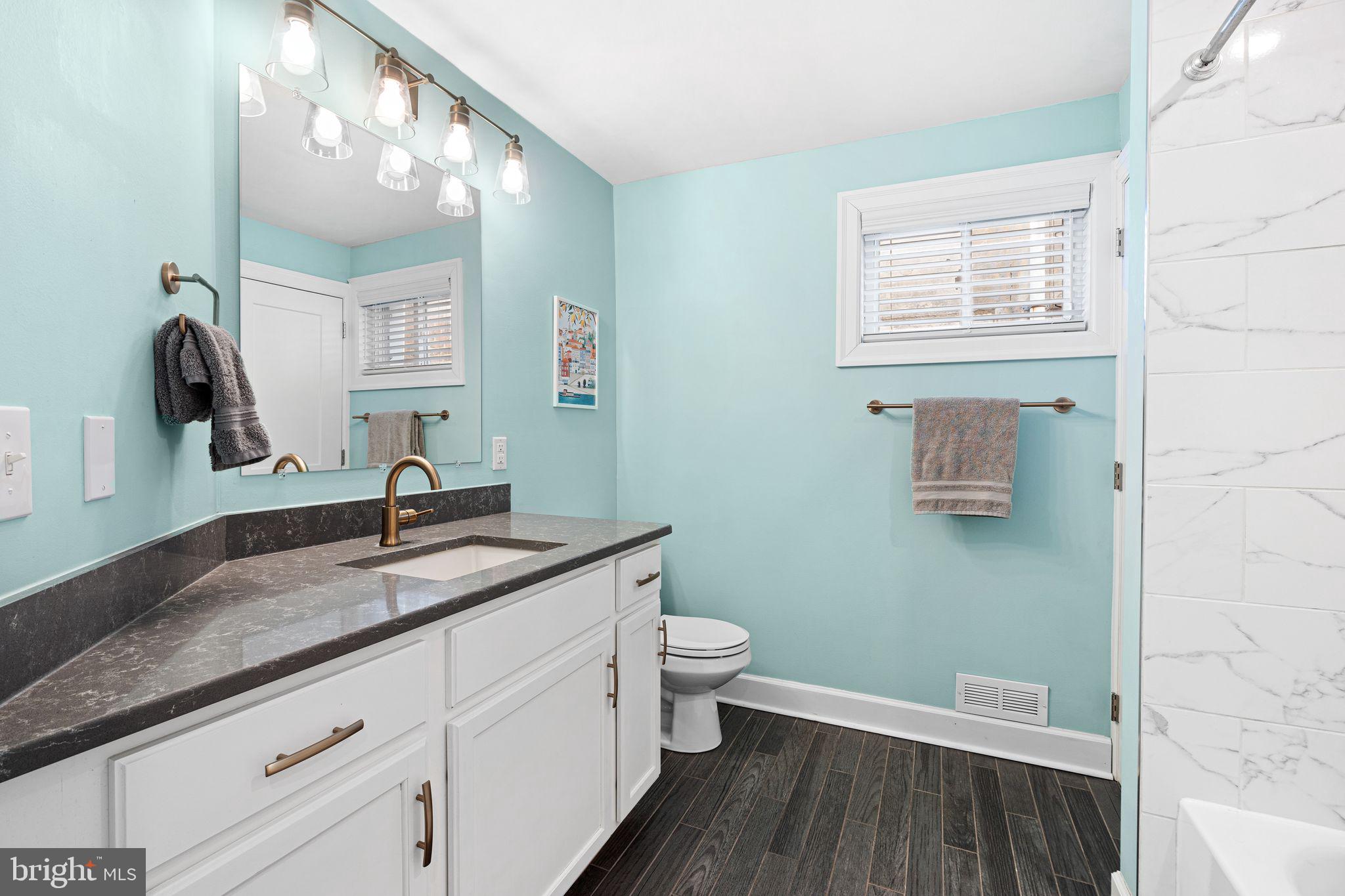 POINT BREEZE - Residential