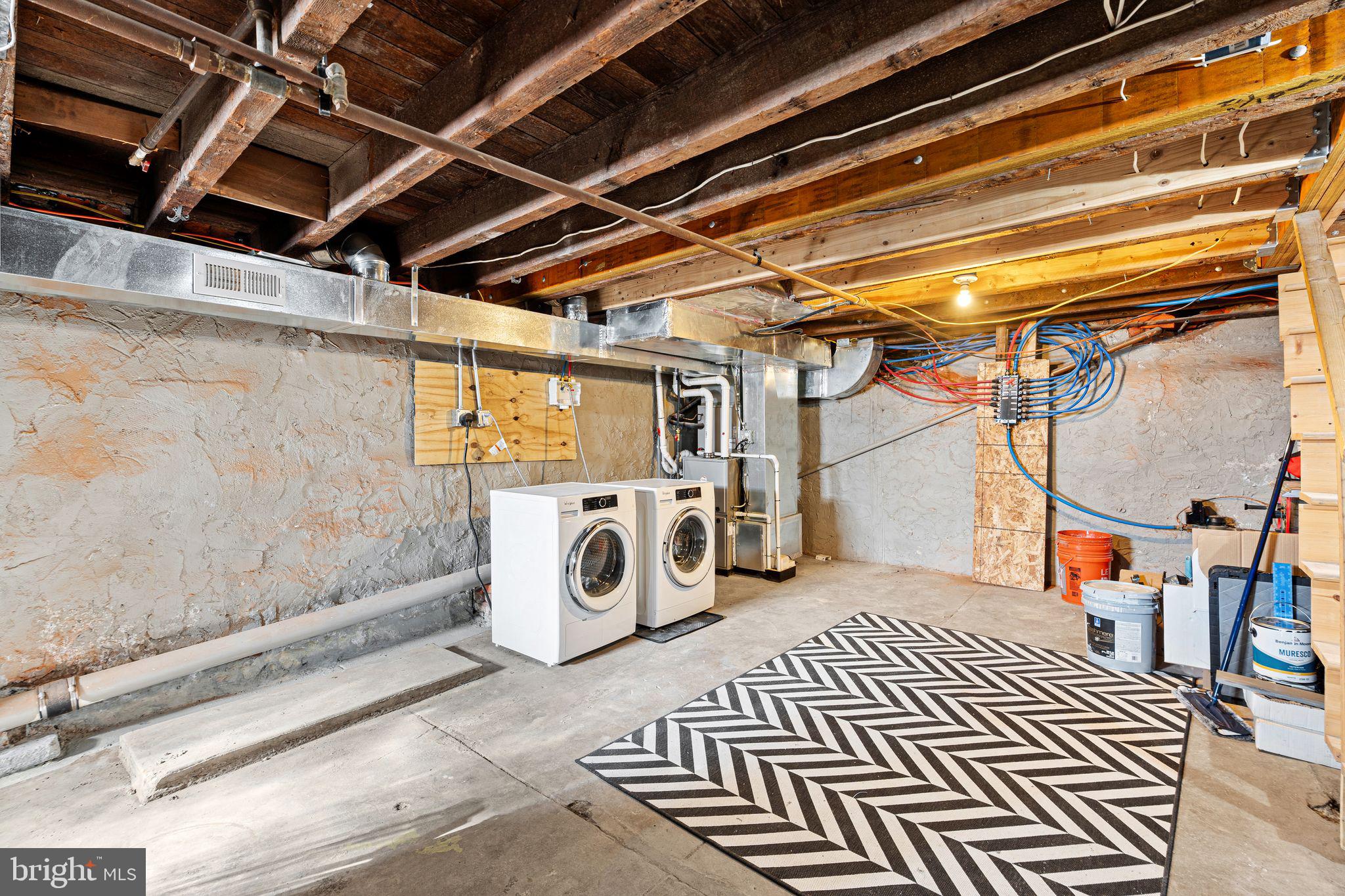 POINT BREEZE - Residential