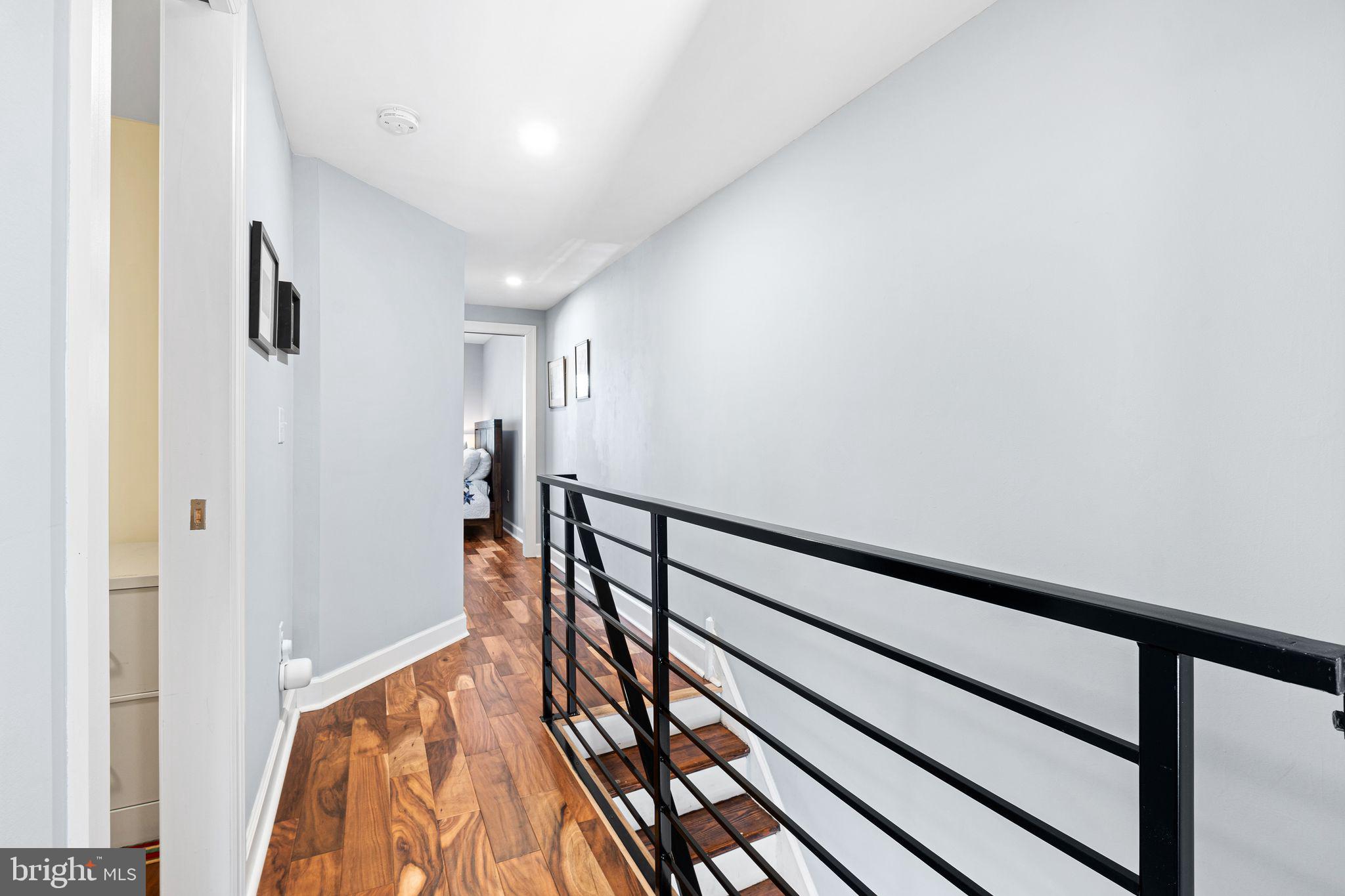 POINT BREEZE - Residential