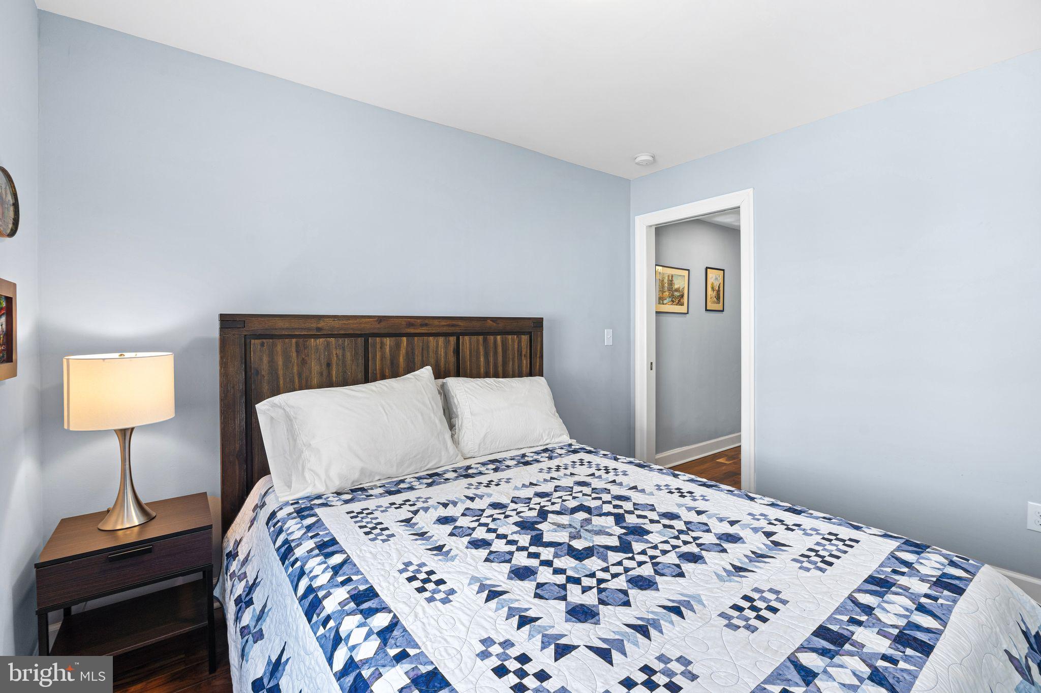 POINT BREEZE - Residential