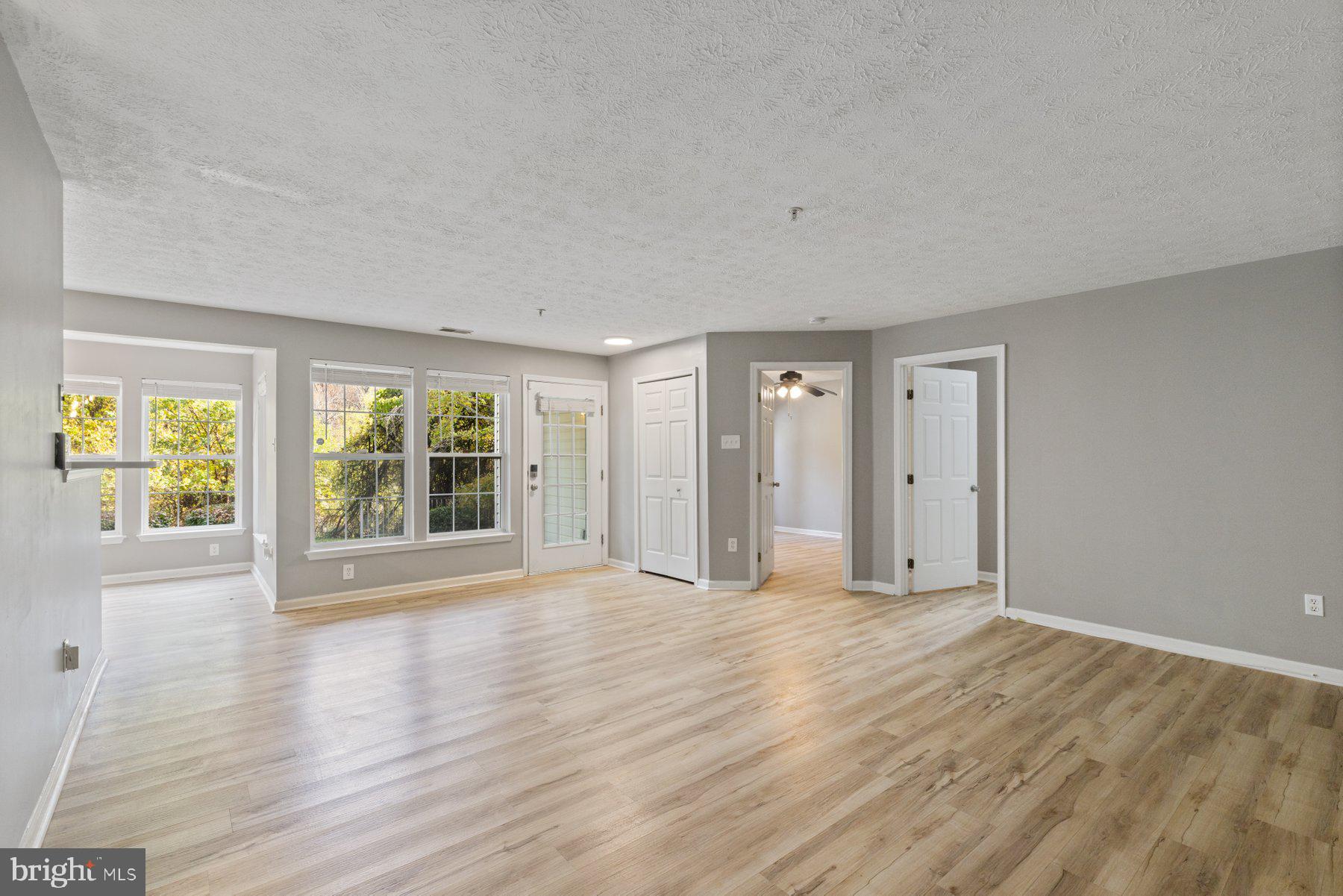 RIDERS RIDGE - Residential