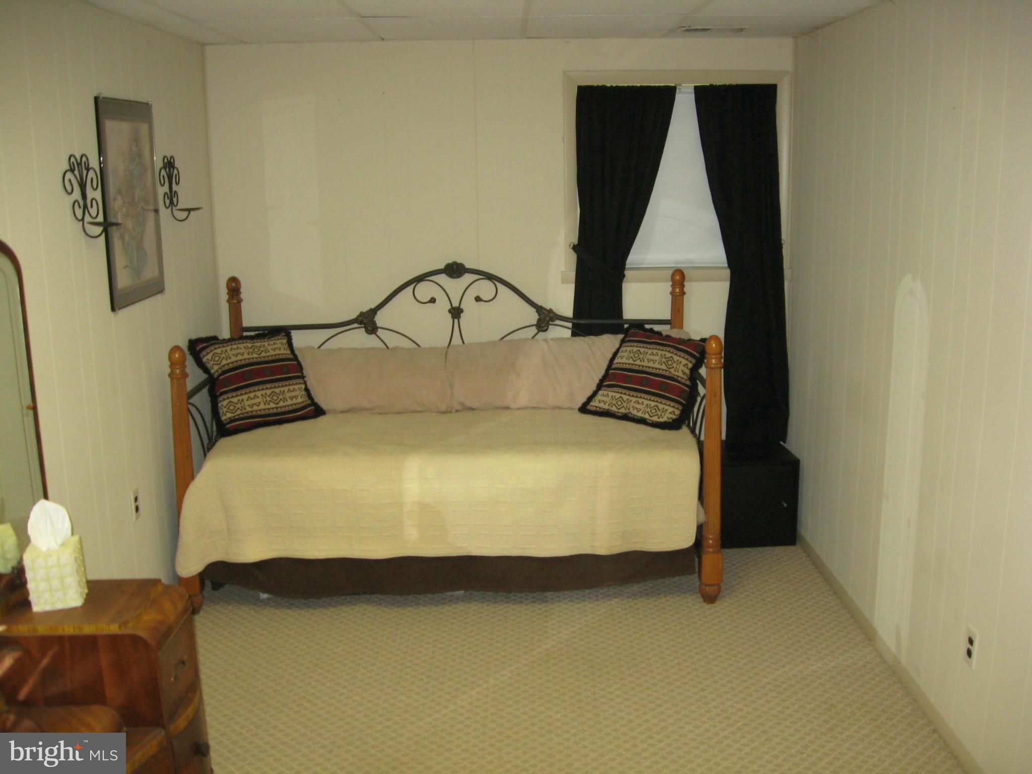 WALNUT RIDGE - Residential