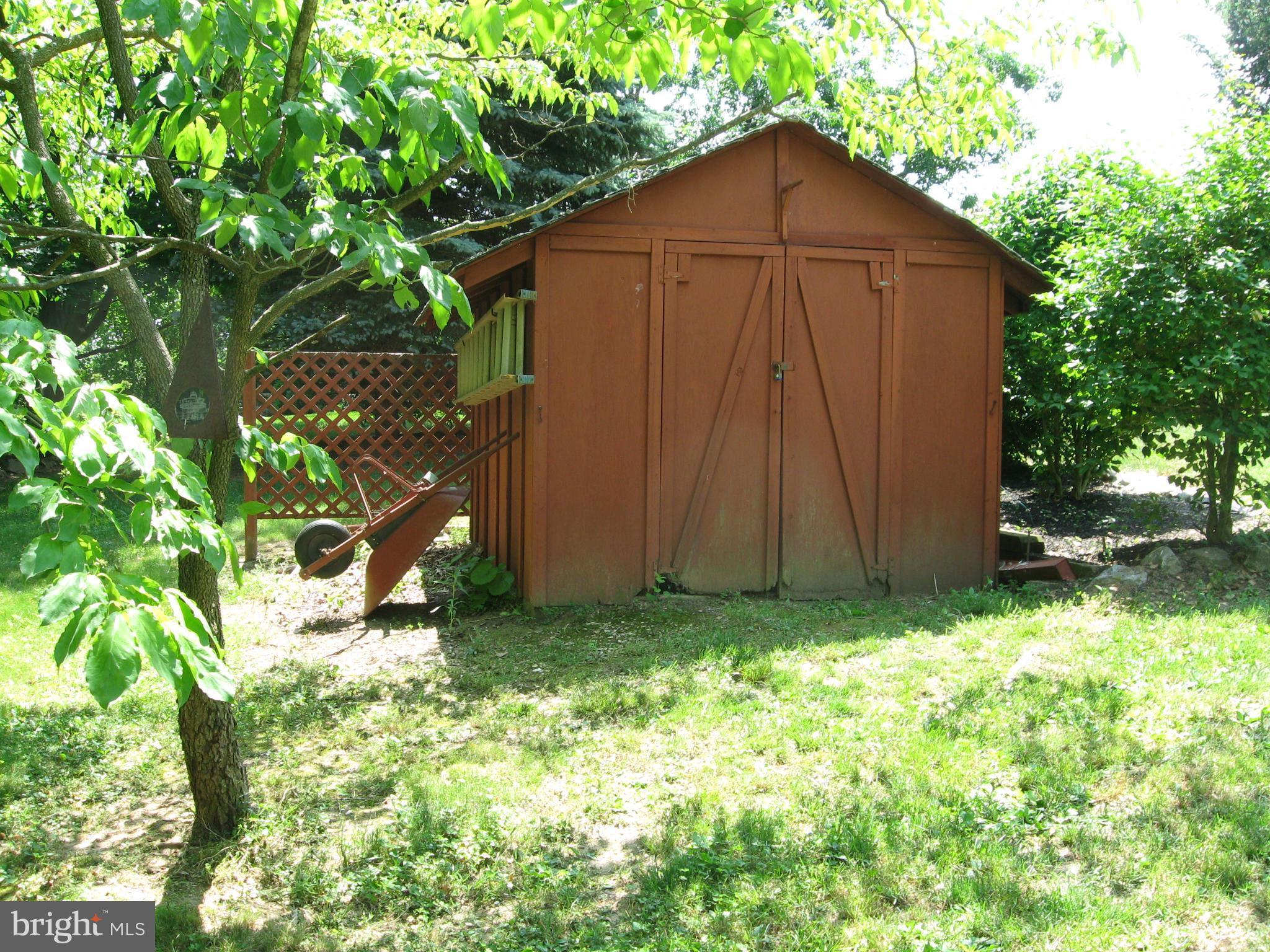 WALNUT RIDGE - Residential