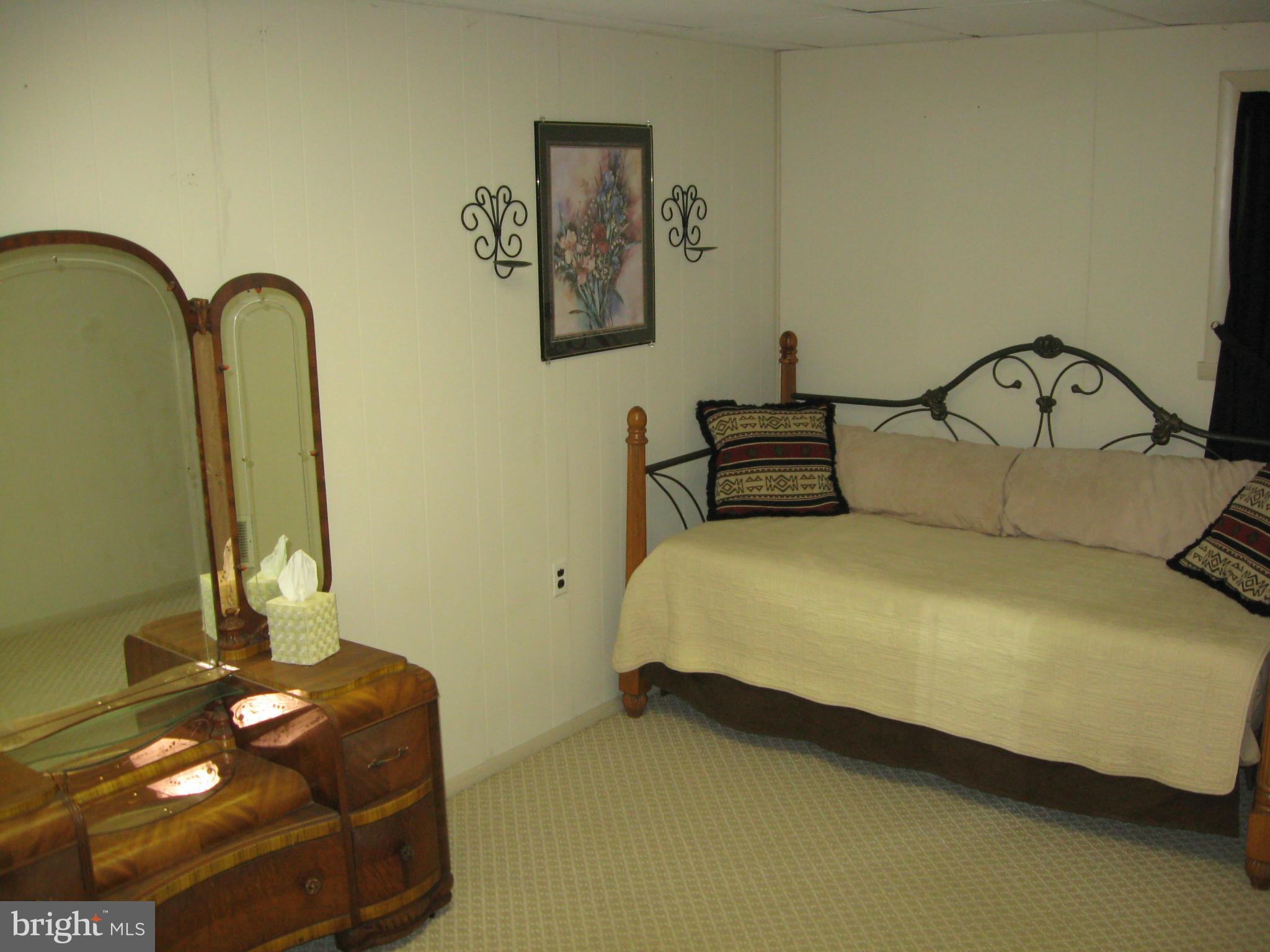 WALNUT RIDGE - Residential