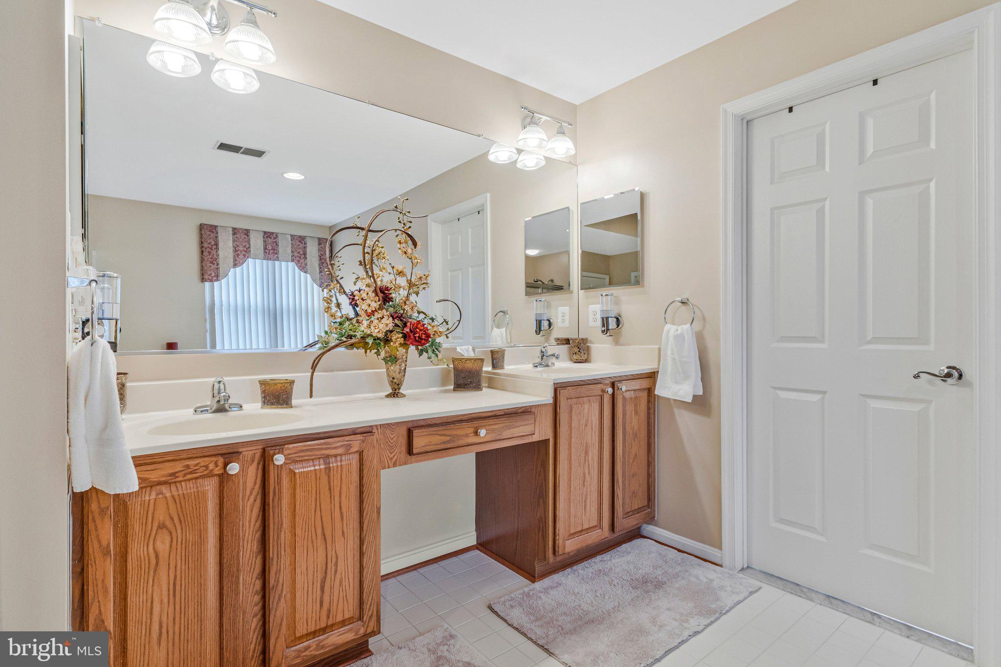 LONGMEADE SUB - Residential