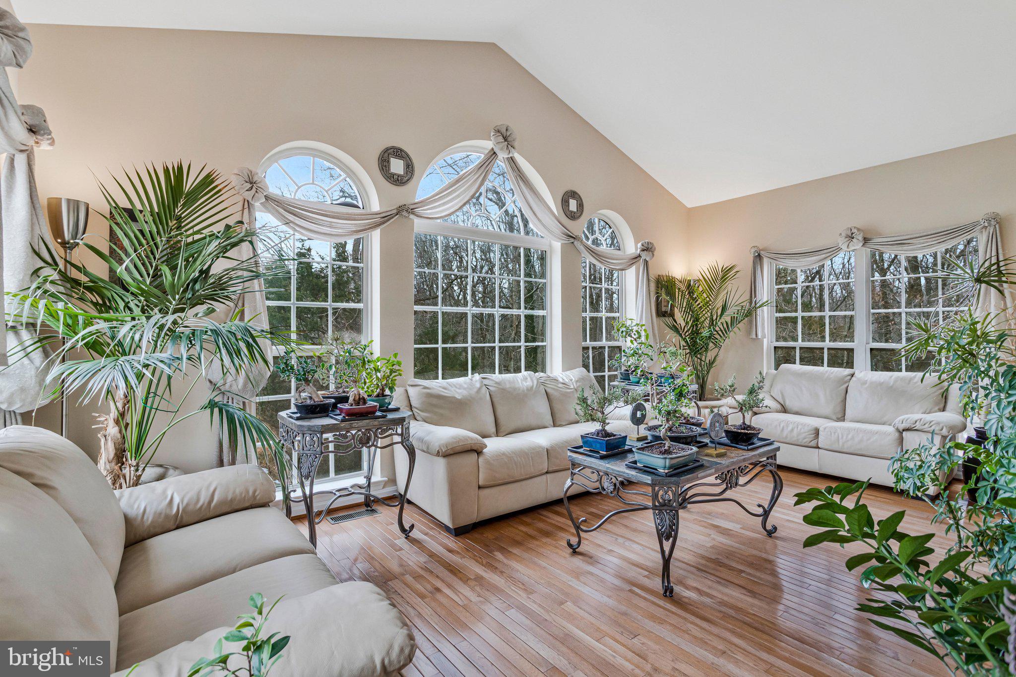 LONGMEADE SUB - Residential