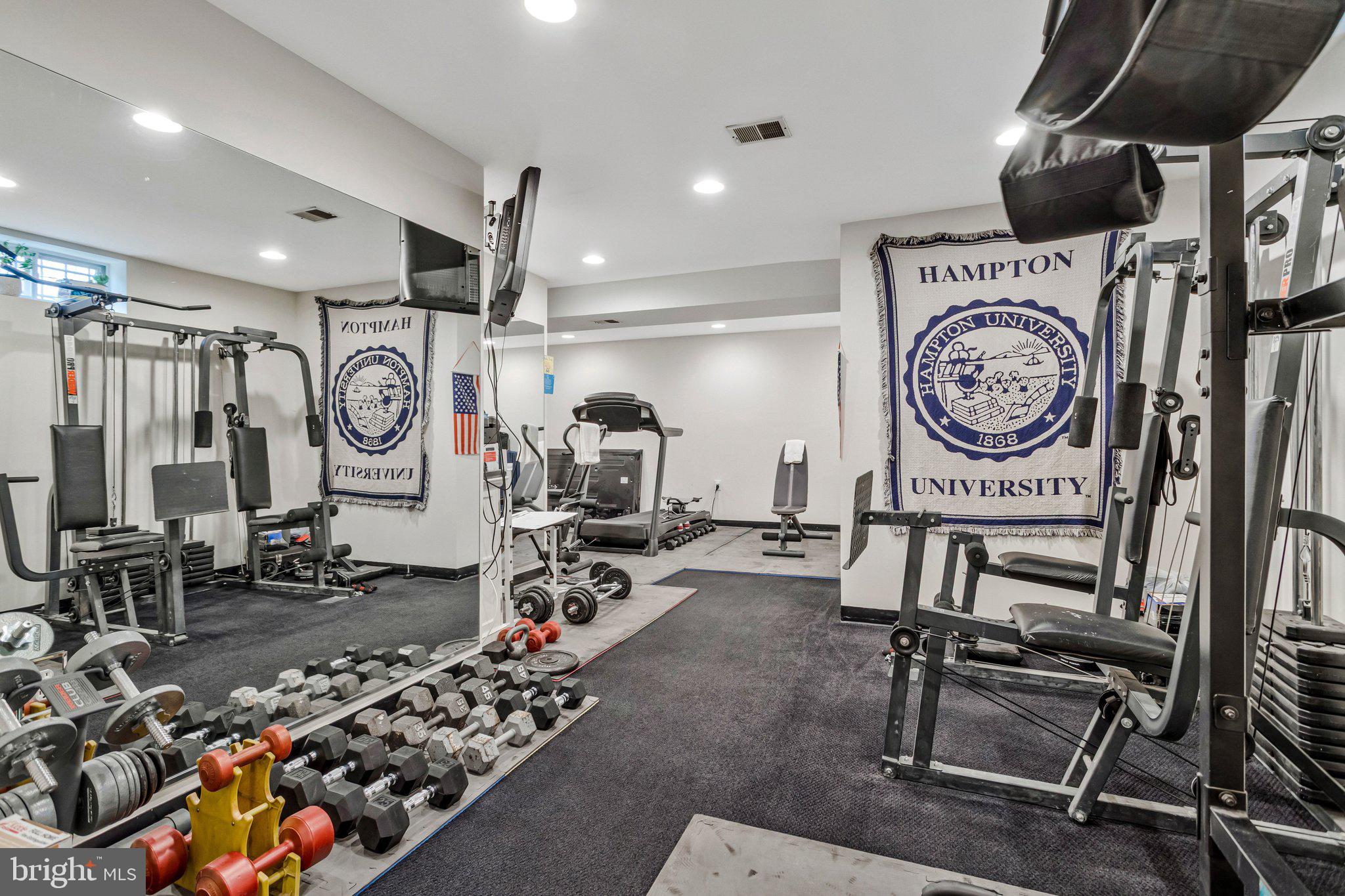 LONGMEADE SUB - Residential