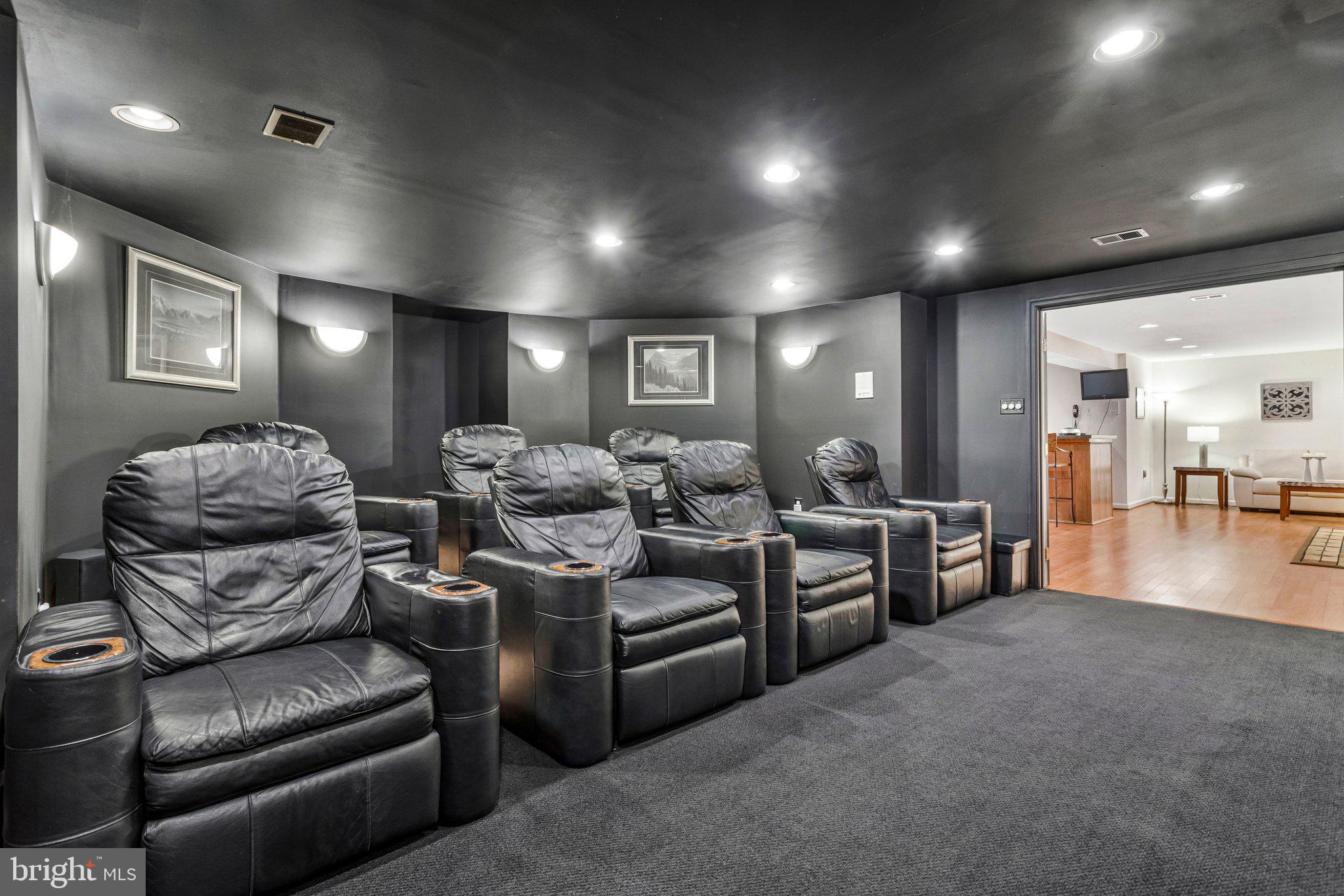 LONGMEADE SUB - Residential