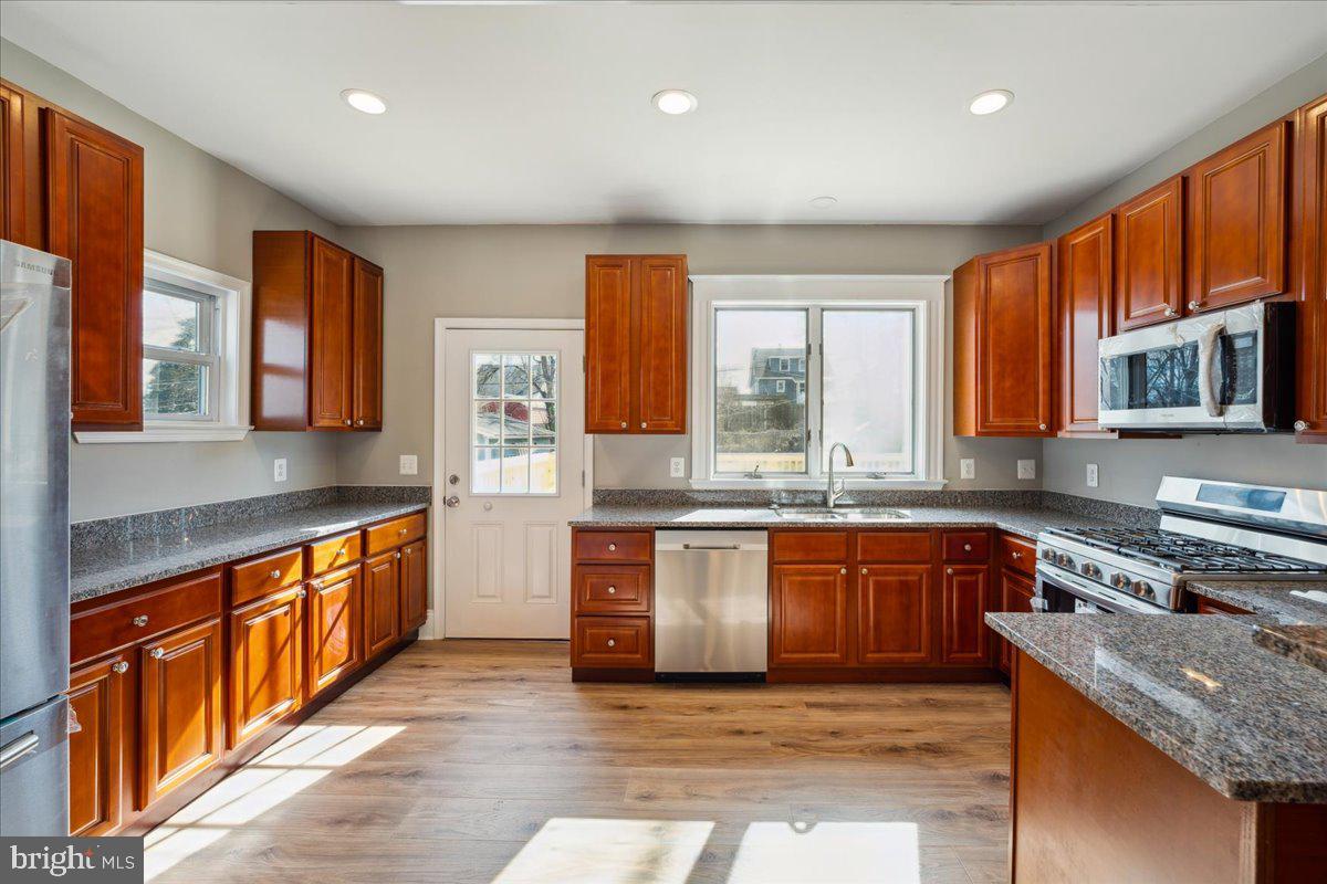 OVERLEA - Residential Lease