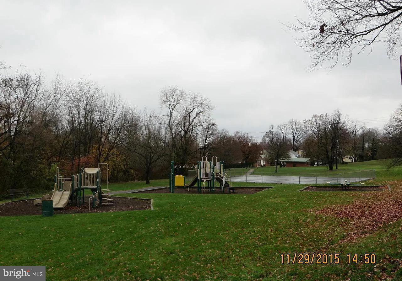 OVERLEA - Residential Lease