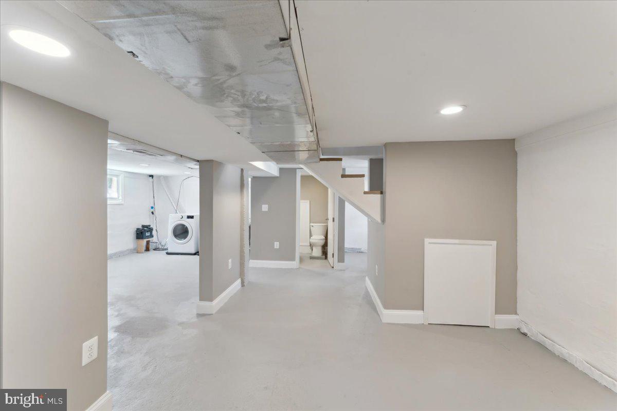 OVERLEA - Residential Lease