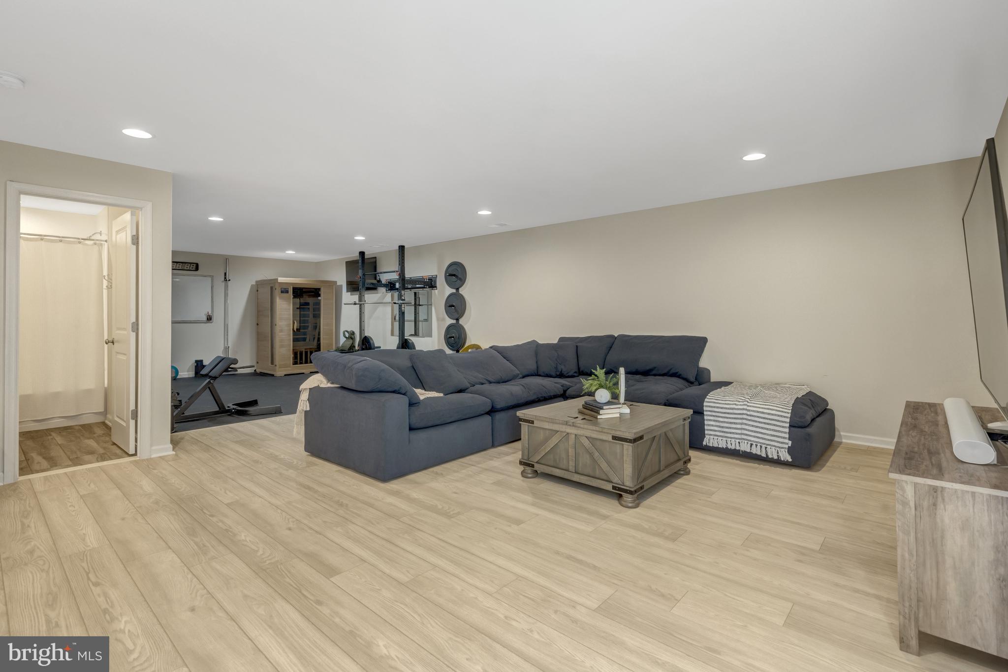 CAYDEN RIDGE - Residential