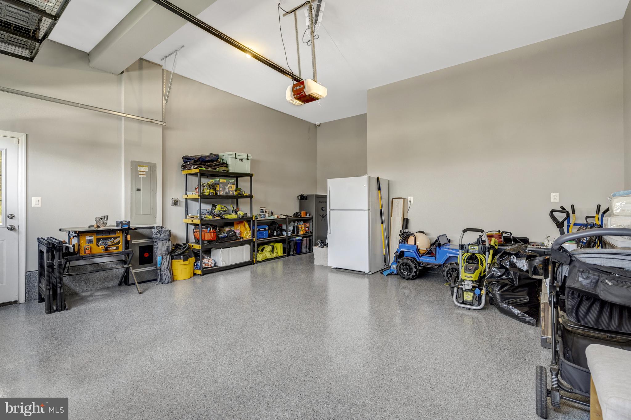 CAYDEN RIDGE - Residential