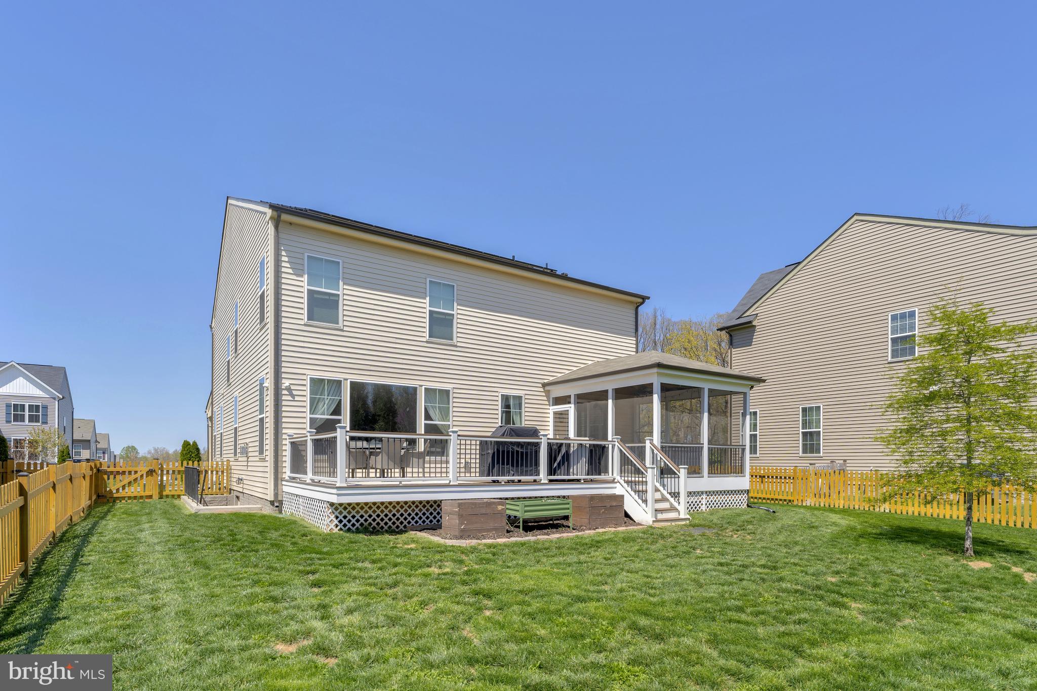 CAYDEN RIDGE - Residential