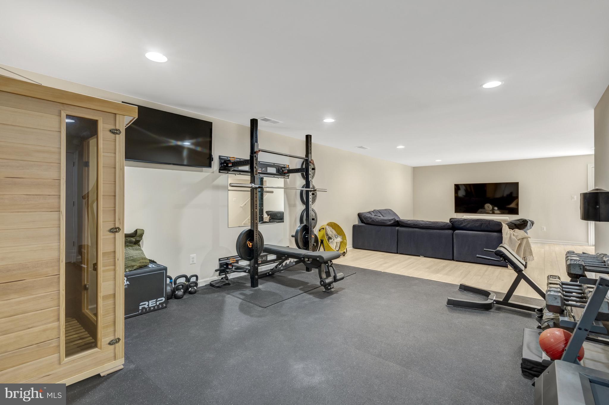 CAYDEN RIDGE - Residential