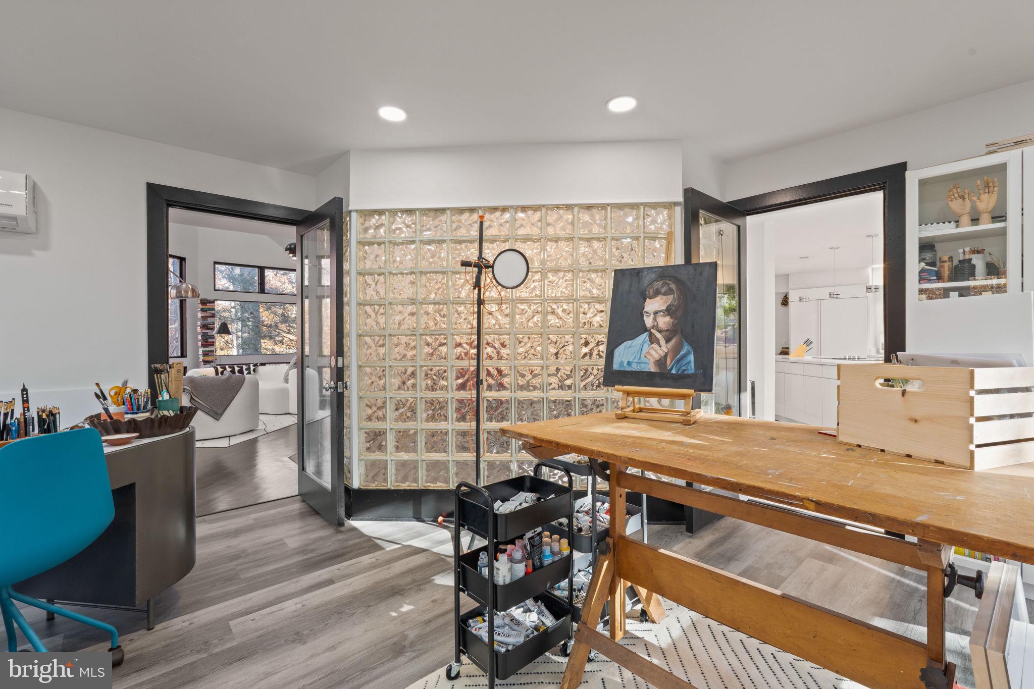 KINGS CONTRIVANCE - Residential