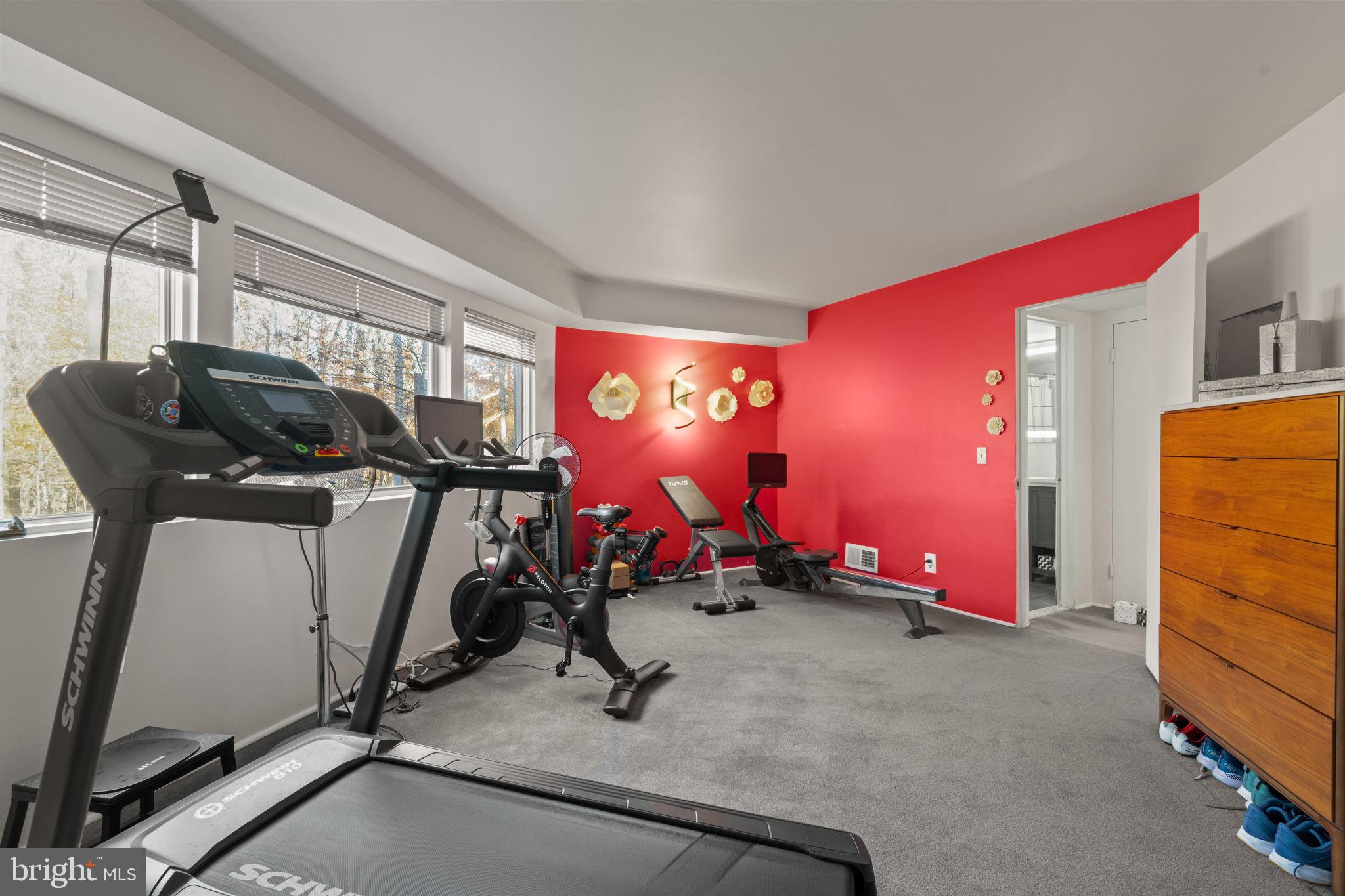 KINGS CONTRIVANCE - Residential