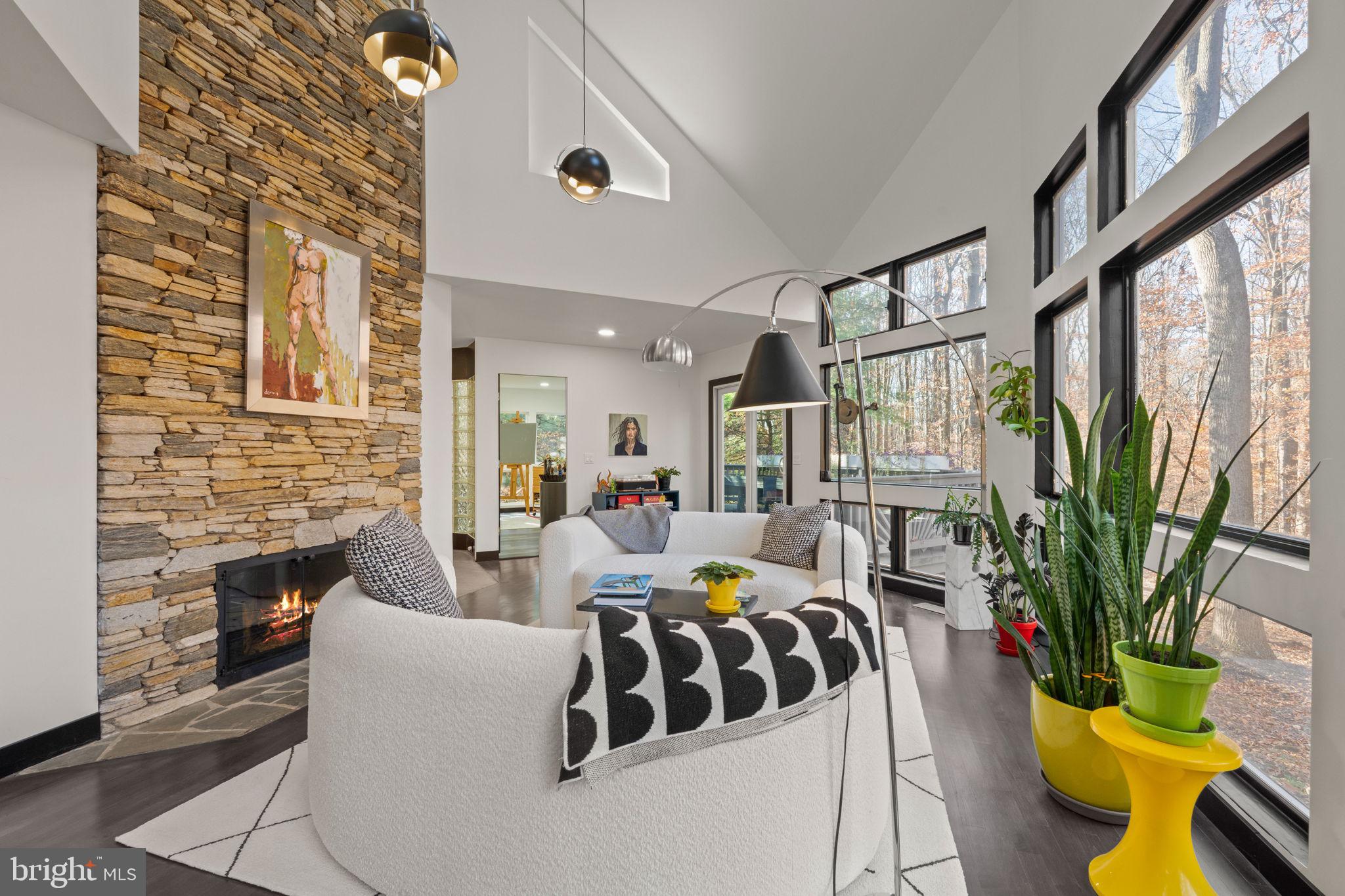 KINGS CONTRIVANCE - Residential