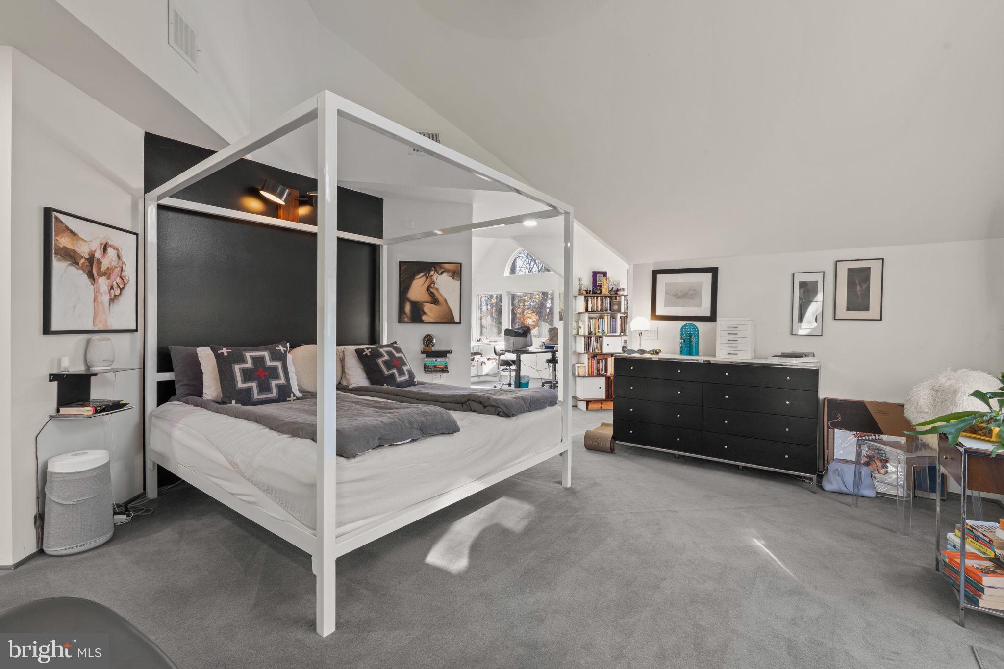 KINGS CONTRIVANCE - Residential